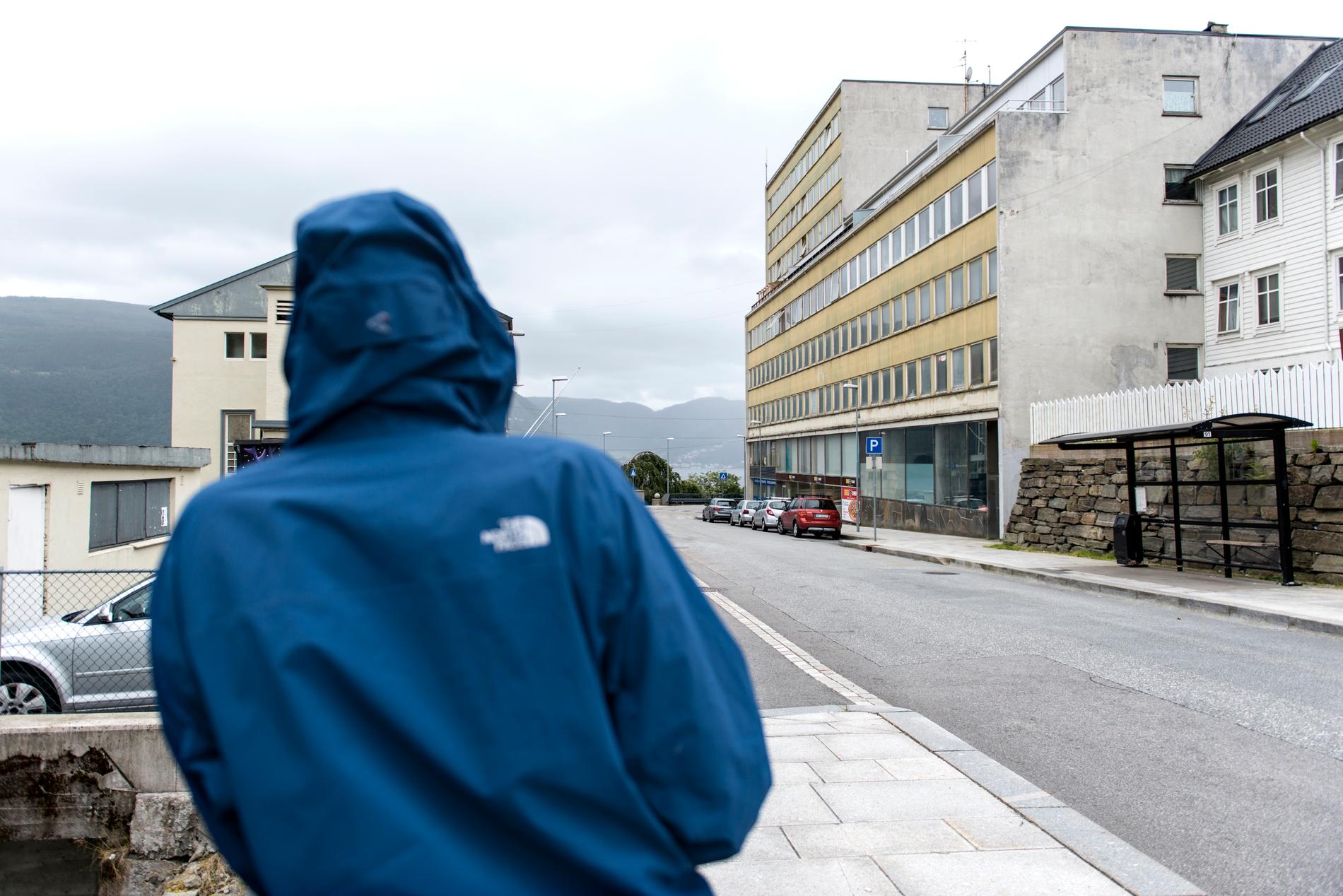 «Teg» forteller at sentrale skikkelser, som nå er velkjente i Bergens gatekunstmiljø, tok i sine første spraybokser i Arna.