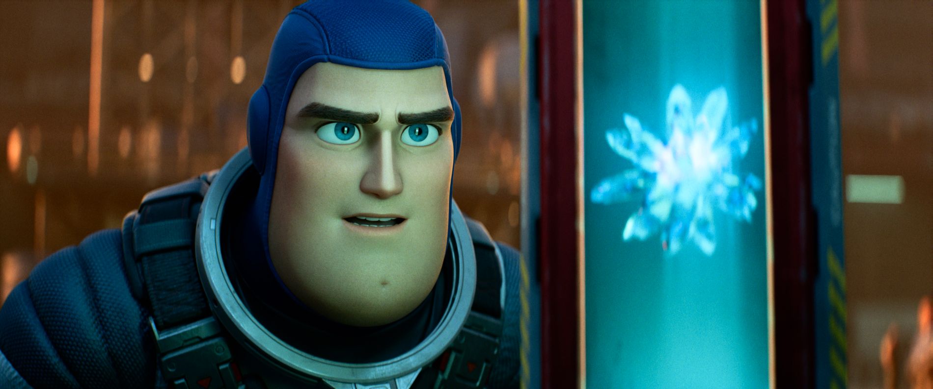 «Lightyear» – med et budsjett på 200 millioner dollar – forventes å bli en av Disneys store animasjonsfilmer i år. Chris Evans låner stemmen til hovedkarakteren «Buzz Lightyear». 