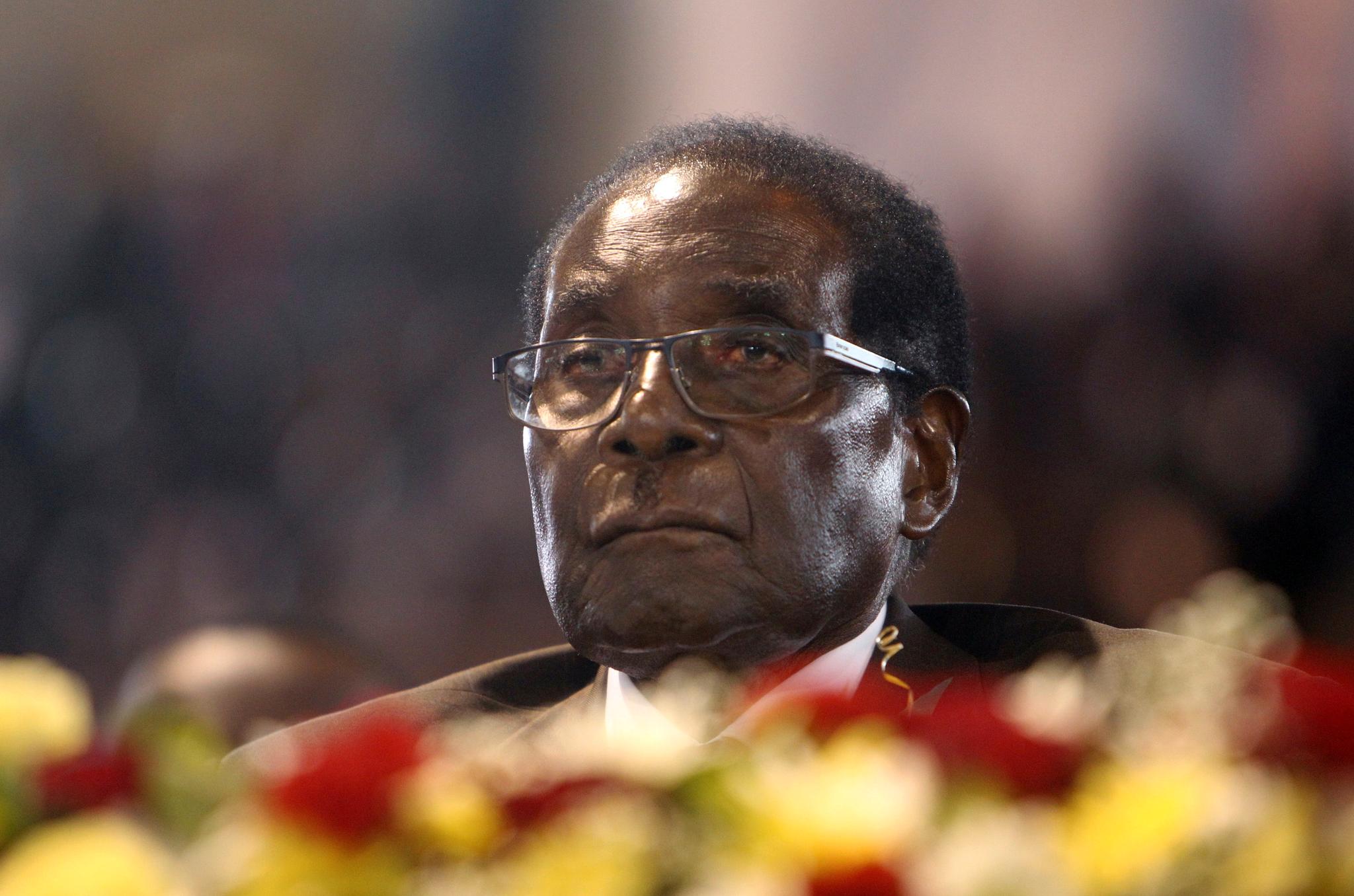 Robert Mugabe har styrt Zimbabwe siden 1980, først som statsminister og deretter som president.