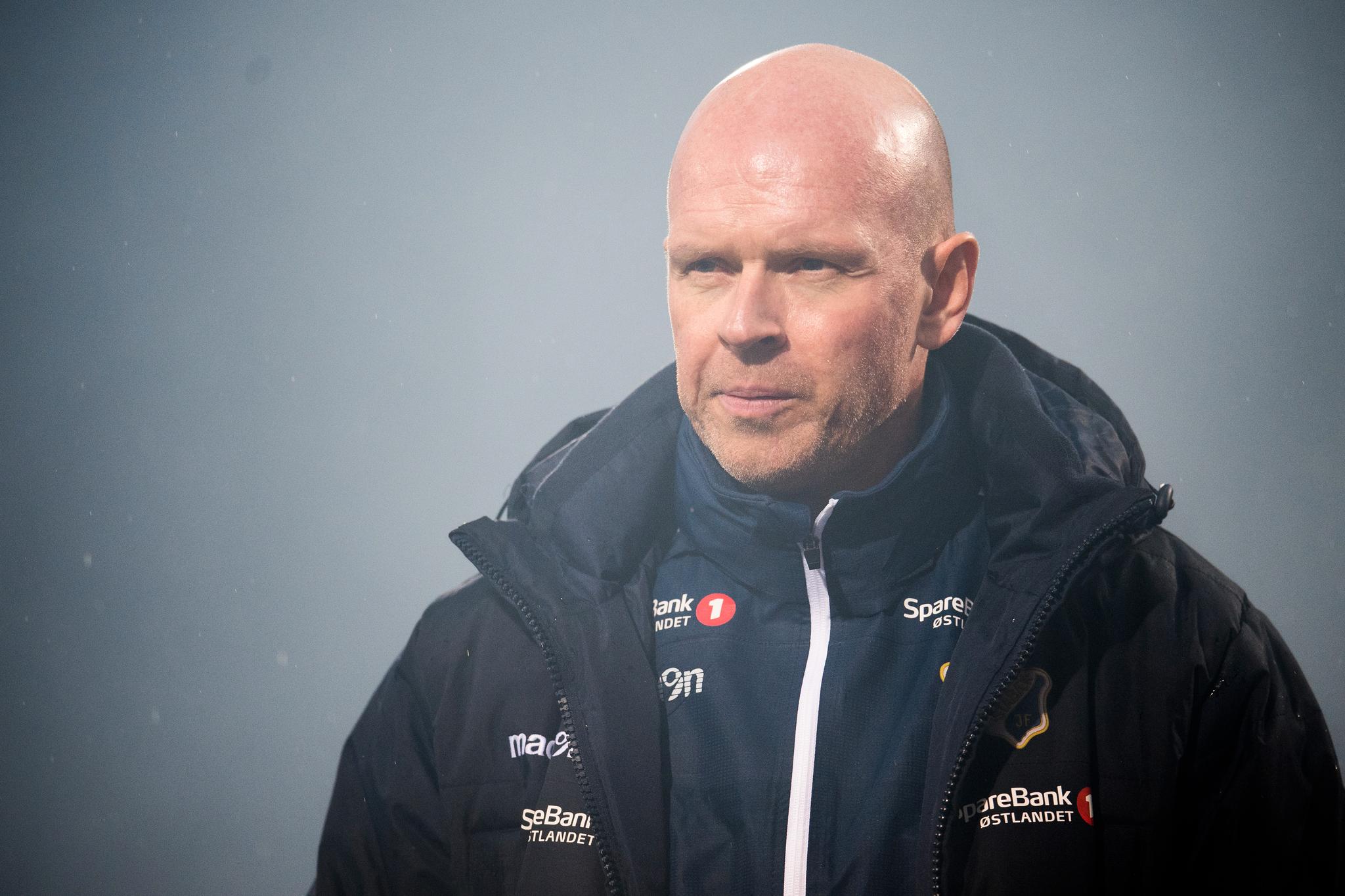 Henning Berg har uttrykt misnøye med at det er landslagspause foran sesongens siste eliteserierunde.