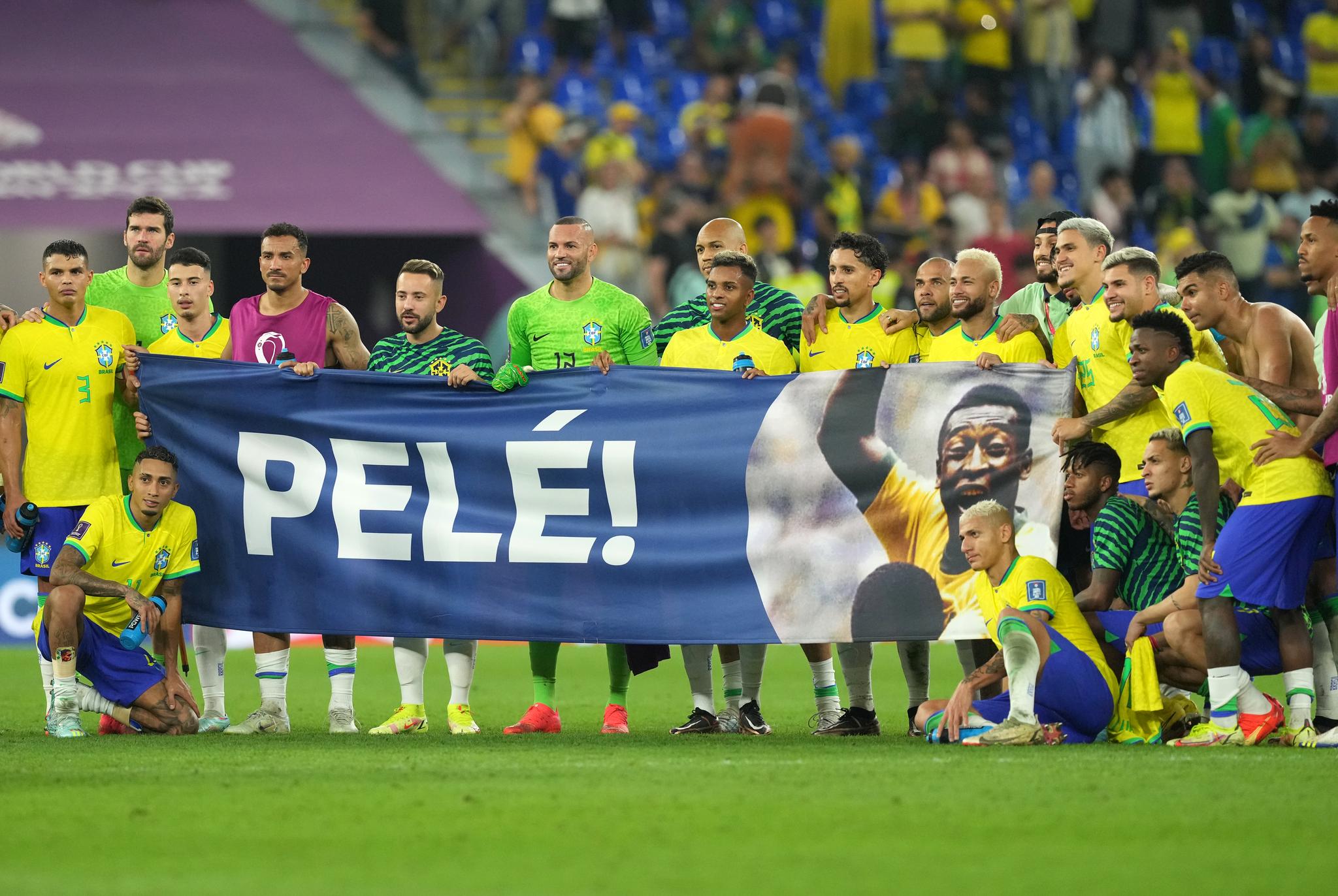 STØTTE: Brasil-spillerne gjorde denne markeringen etter seieren over Sør-Korea i fotball-VM.