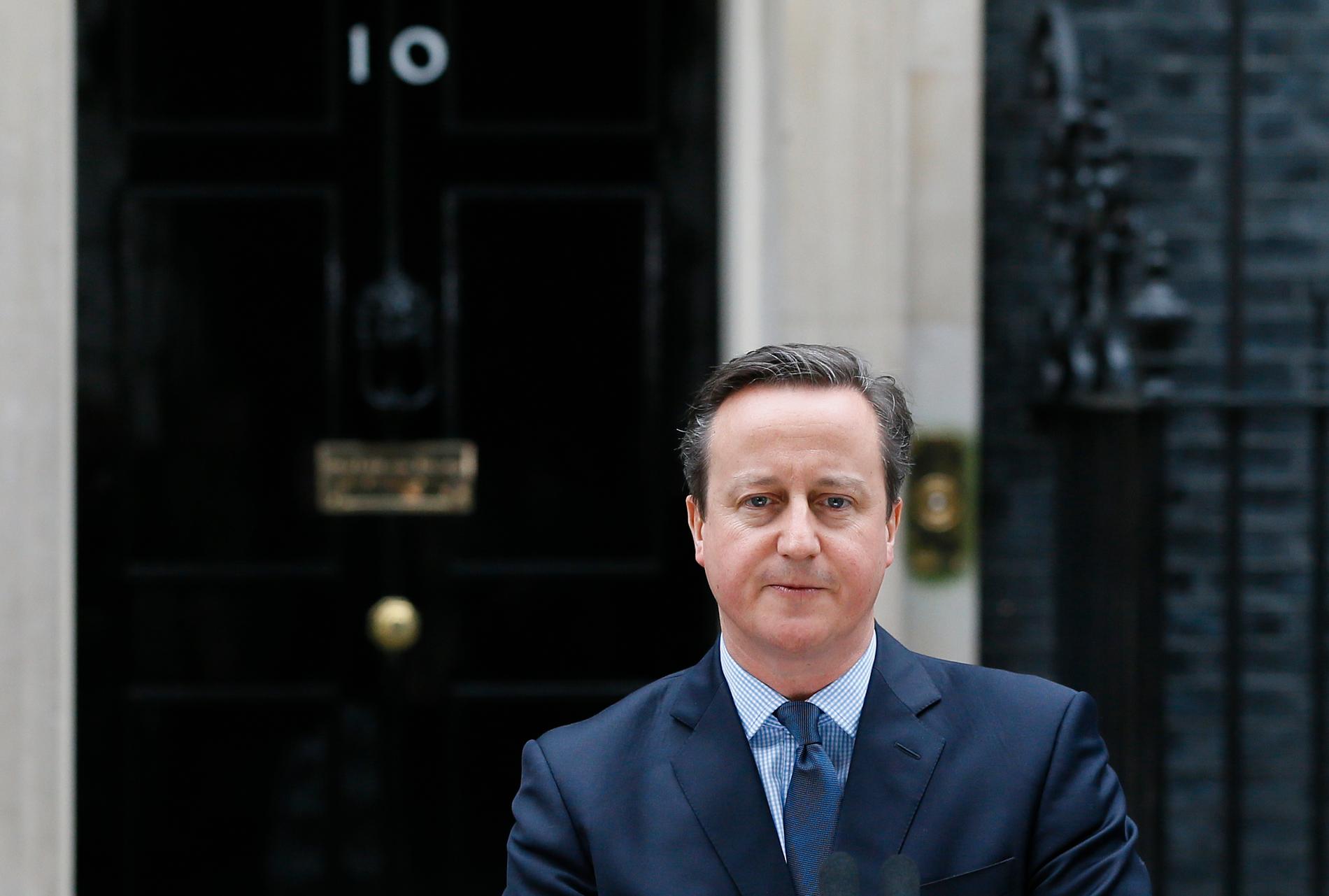 Fredag morgen kunngjorde David Cameron at han trekker seg som statsminister i Storbritannia etter EU-nederlaget i folkeavstemningen. Han gamblet høyt, da han lovet folket en avstemning om unionen. 