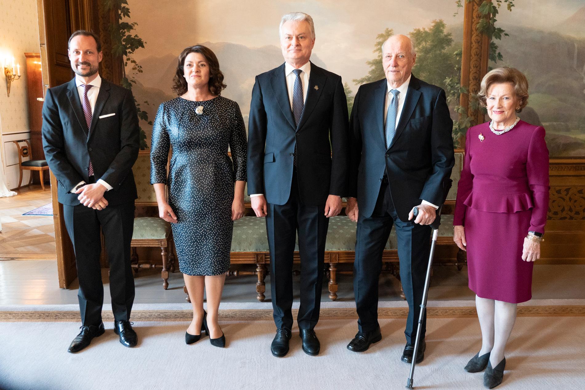 Senest i forrige uke tok kongefamilien imot Litauens president Gitanas Nauseda og presidentfrue Diana Nausediene i audiens på Slottet. 