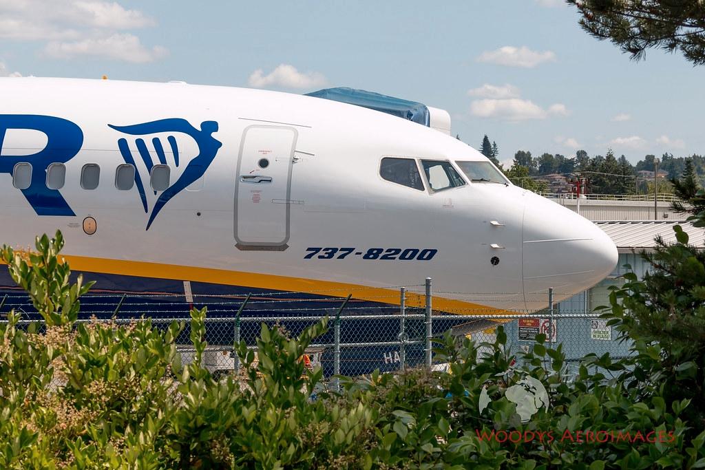 Det hoper seg opp med 737 Max, i dette tilfellet påmalt betegnelsen 737–8200, utenfor Boeings fabrikk, ettersom maskinen har flyforbud i de fleste land.