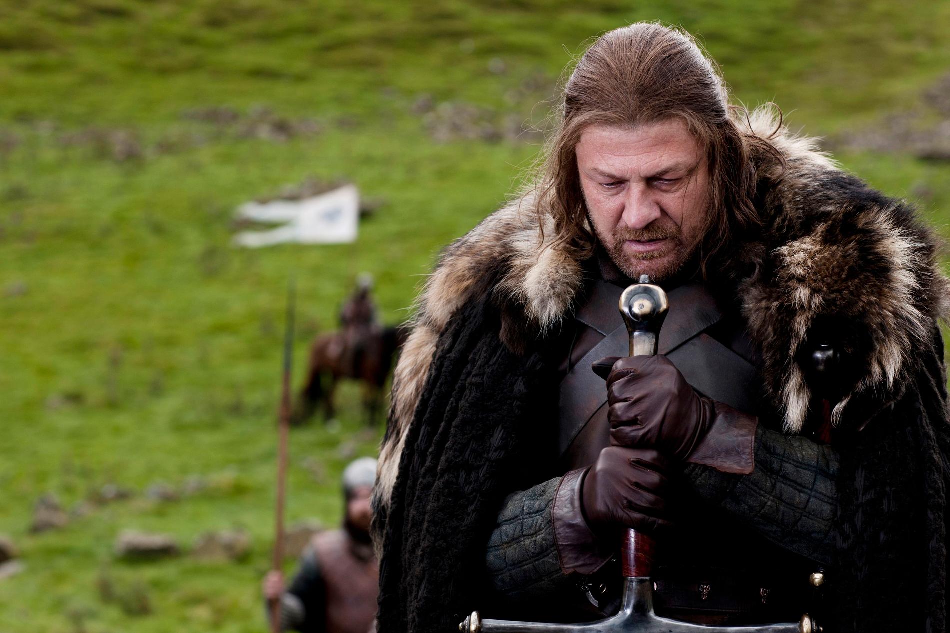 Sean Bean spilte Lord Eddard «Ned» Stark i første sesong, helt til han mistet hodet. Bokstavelig talt. 