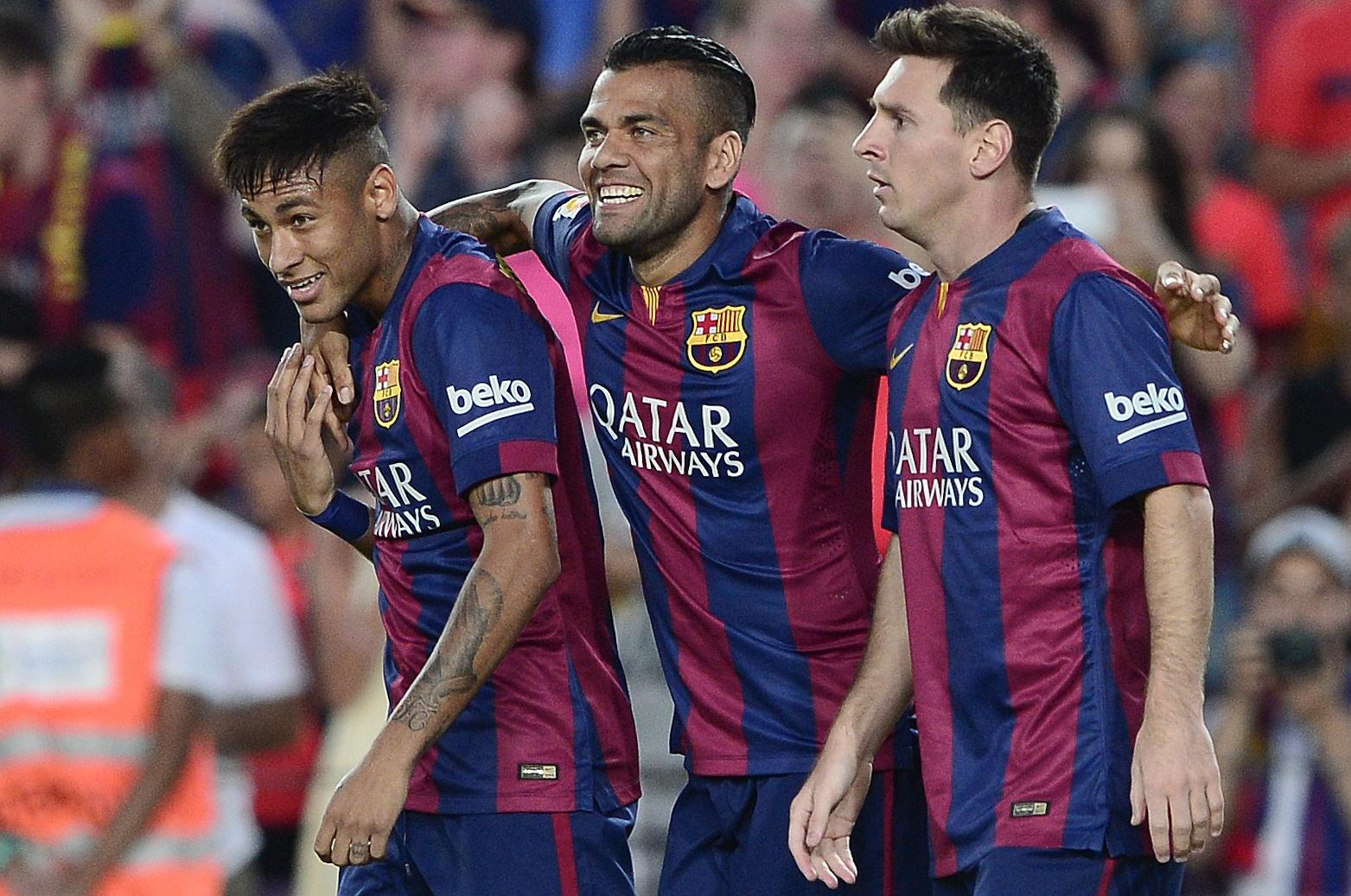 BARCELONA-TRIO: Neymar (f.v.), Dani Alves og Lionel Messi for den spanske toppklubben i 2014, nå spiller ingen av dem for Barcelona lenger. 