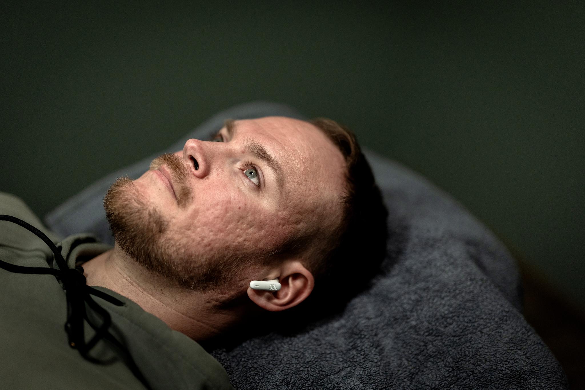 Kenneth Westgaard (32) sov bare noen timer hver natt. Opp mot én av ti nordmenn har sykdommen få kjenner til.