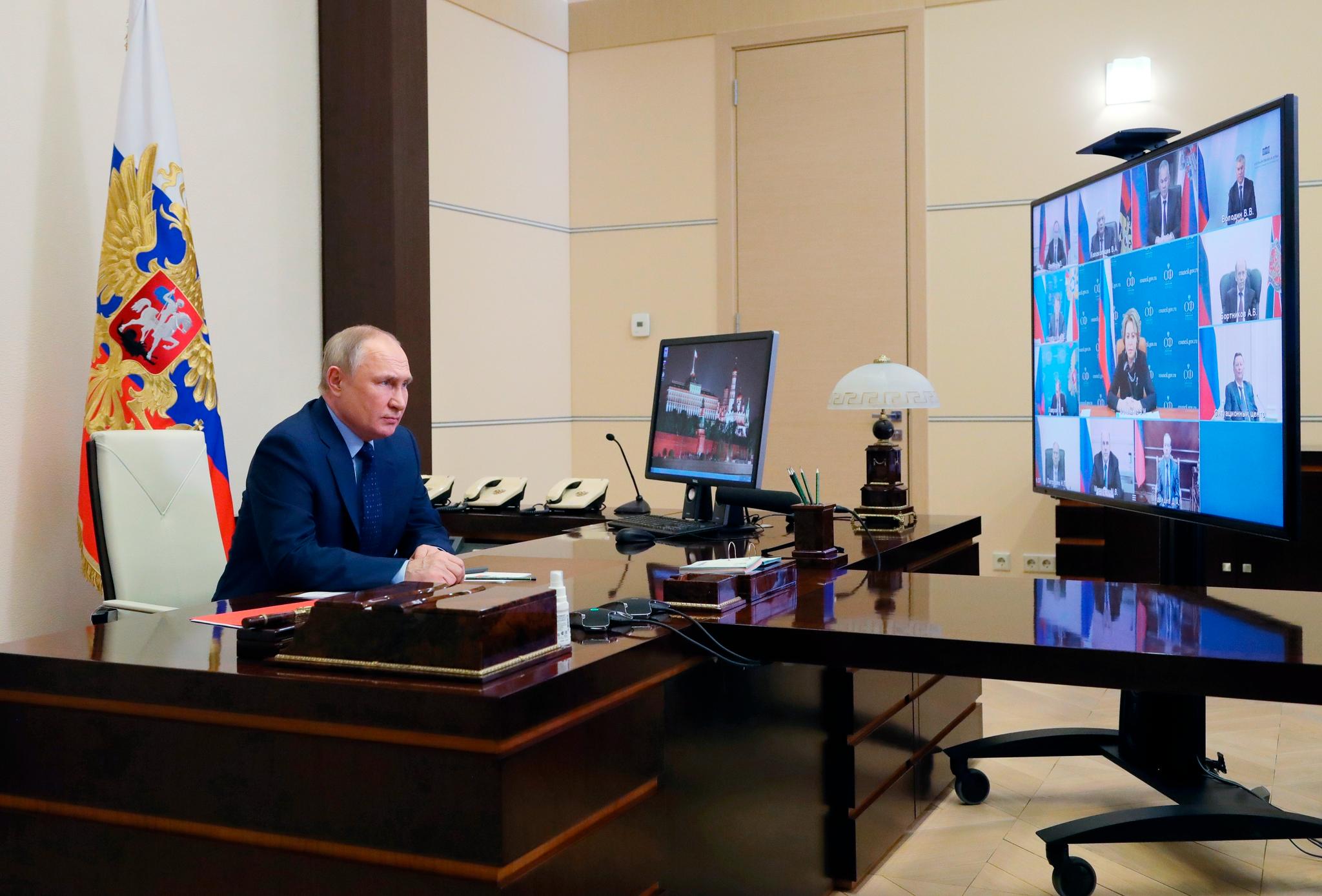 Det foreløpig siste bildet av Vladimir Putin. Det ble tatt 7. april.