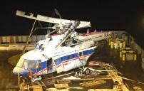Det havarerte helikopteret er hevet opp på fartøyet Maersk Forza.