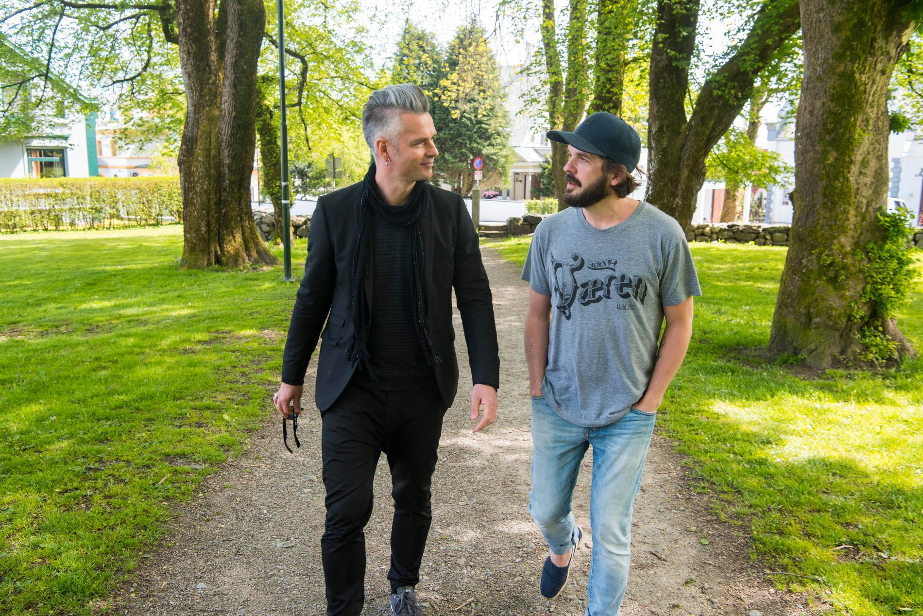 Janove Ottesen og Thomas Dybdahl ser begge fram til å spille på Mablis-festivalen i Vålandsskogen den 9. og 10. juni.  – Det kribler i kroppen, sier Ottesen.  