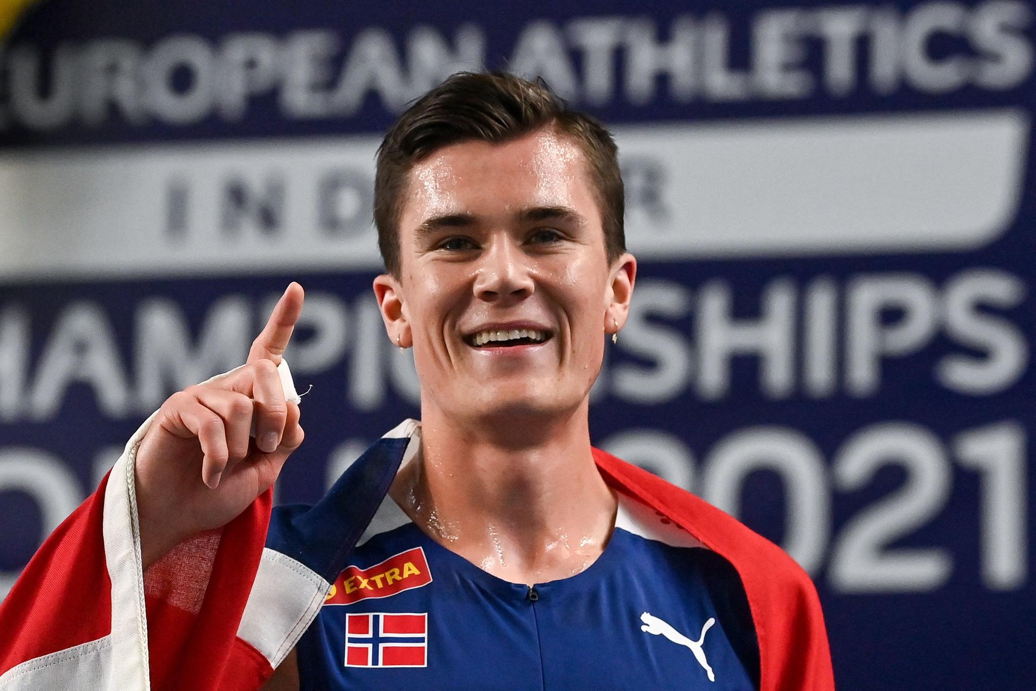 GULLGUTT: Jakob Ingebrigtsen var suveren i finalen på 3000 meter.