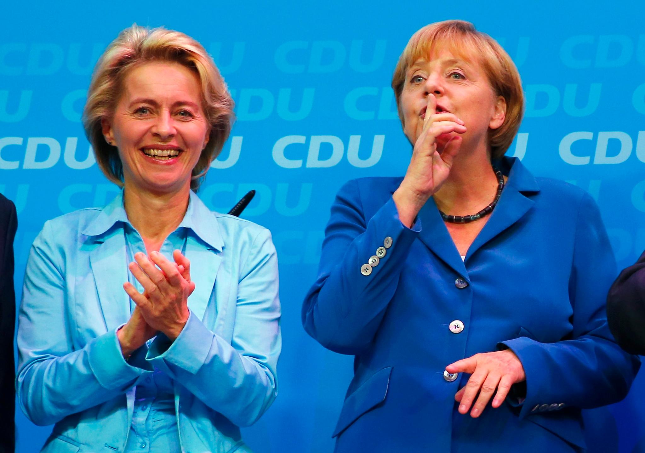 Angela Merkel fikk «sin» kvinne på toppen av EU-kommisjonen. Likevel avsto hun fra å stemme på henne.