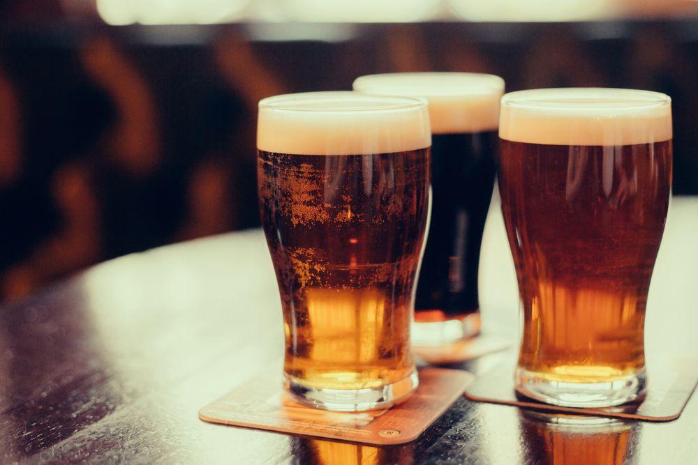 Lettøl er øl med under 2.5 alkoholprosent. På olsalg.no blir det forklart at den lave prosenten, gjør at lettøl faller utenfor alkohollovens virkeområde, med unntak av at man må være 18 år for å selge og kjøpe lettøl.