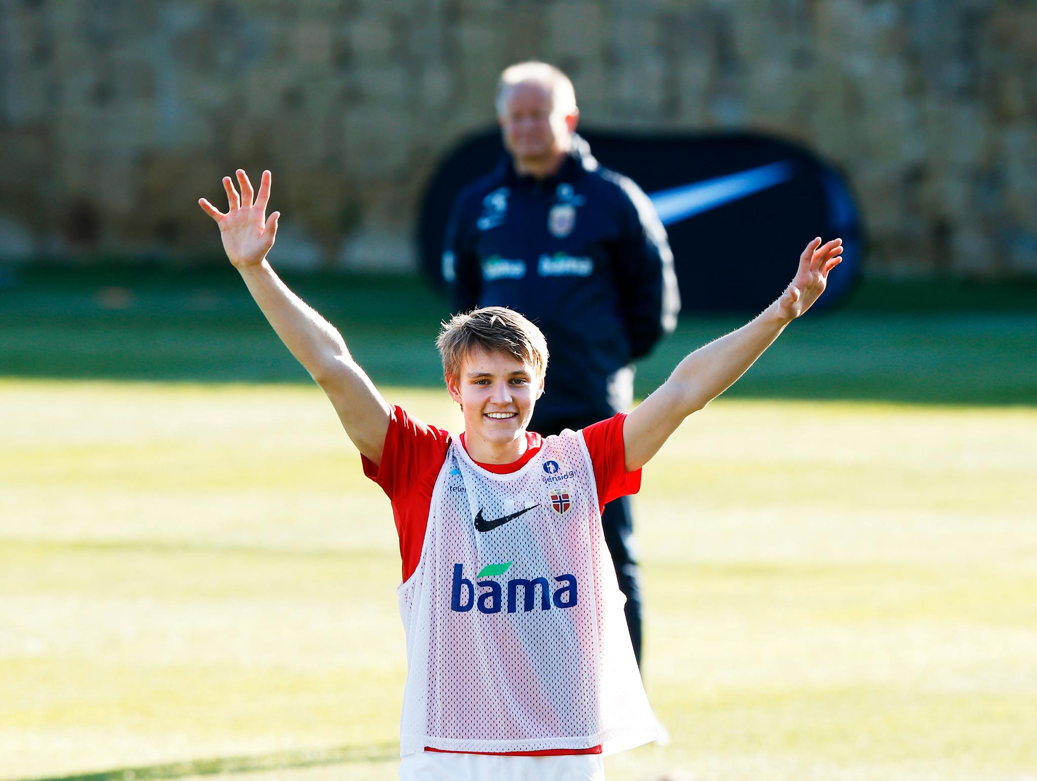 VELG MEG! Martin Ødegaard (16) er frisk og klar. Velger du ham i din startellever mot Kroatia?