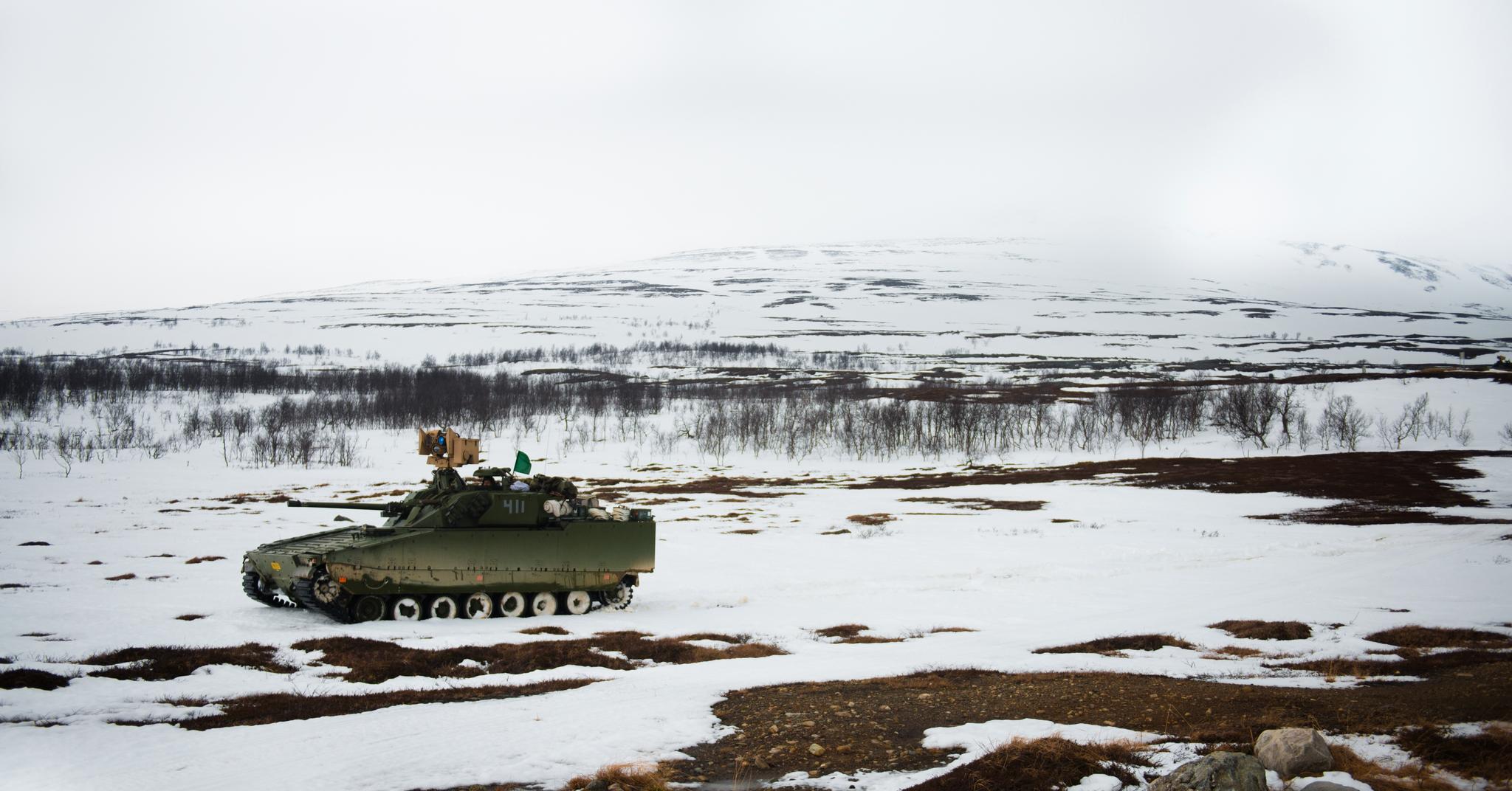I dag finnes hverken stridsvogner eller tungt utstyrte hærstyrker i Finnmark. 