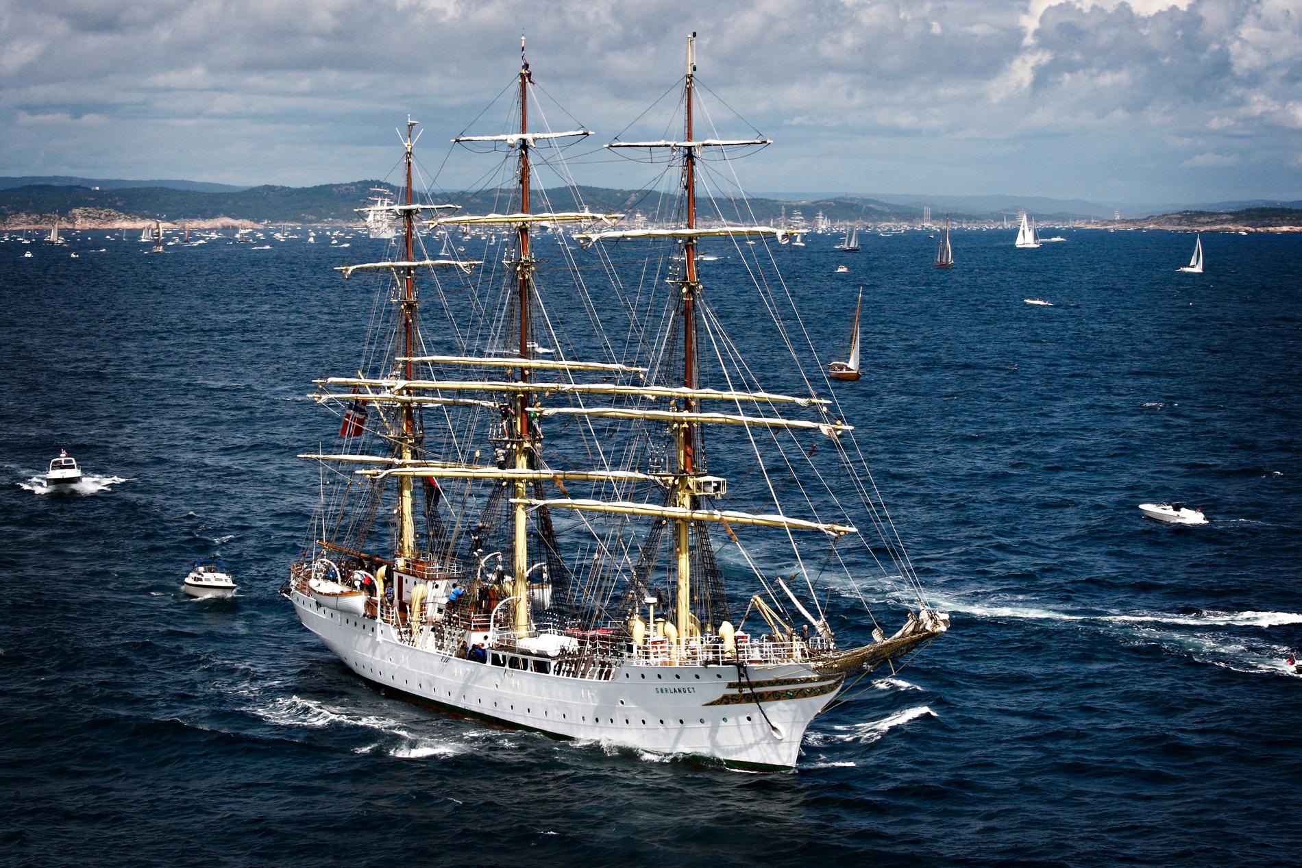 Prosjektet er et initiativ av Fullriggeren Sørlandet. Skipet brukes også som skoleskip. 