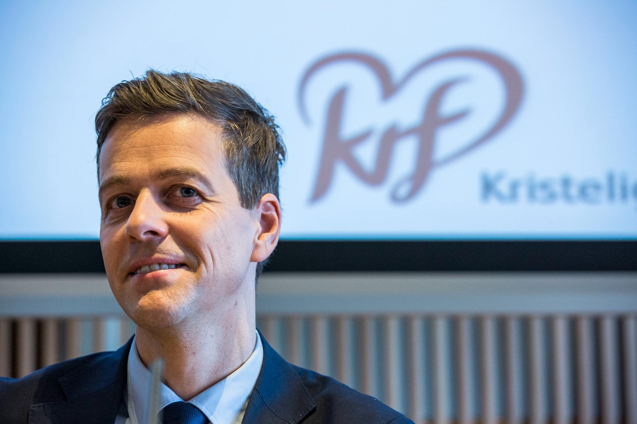 KrF-leder Knut Arild Hareide og KrFs stortingsgruppe har landet på at det nye storfylket Viken skal bestå.