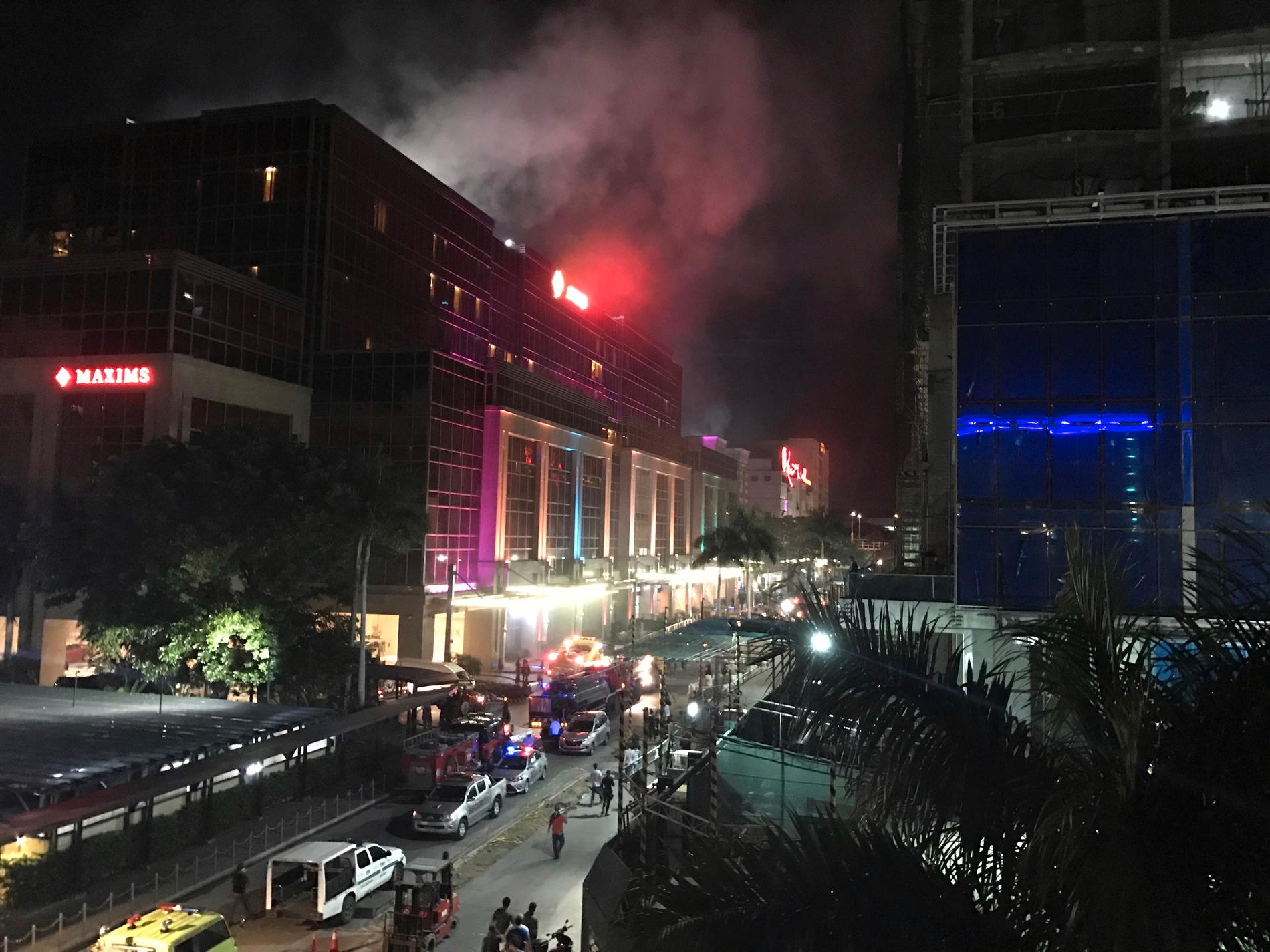 SKUDD: Flere skal være skadd etter at det ble meldt om skudd og eksplosjoner fra komplekset i kveld. 