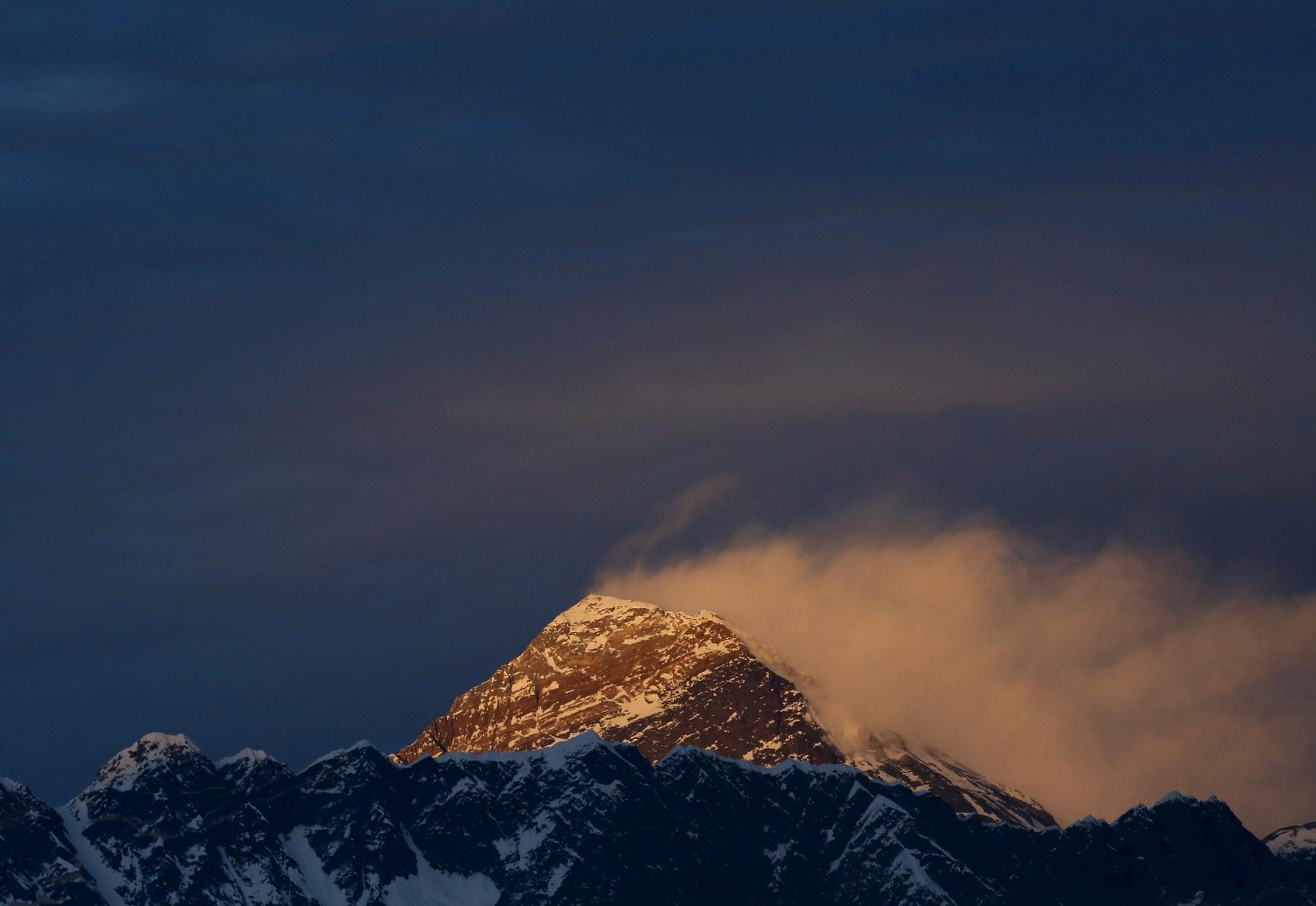 8848 M.O.H.: Mount Everest sett fra Solukhumbu-distriktet.