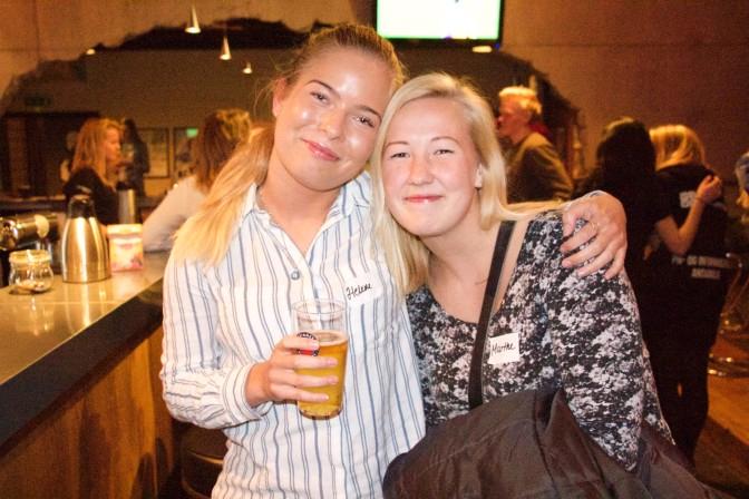 Helene Ramfjord (21) og Marthe Mersland (22) er positivt overrasket.