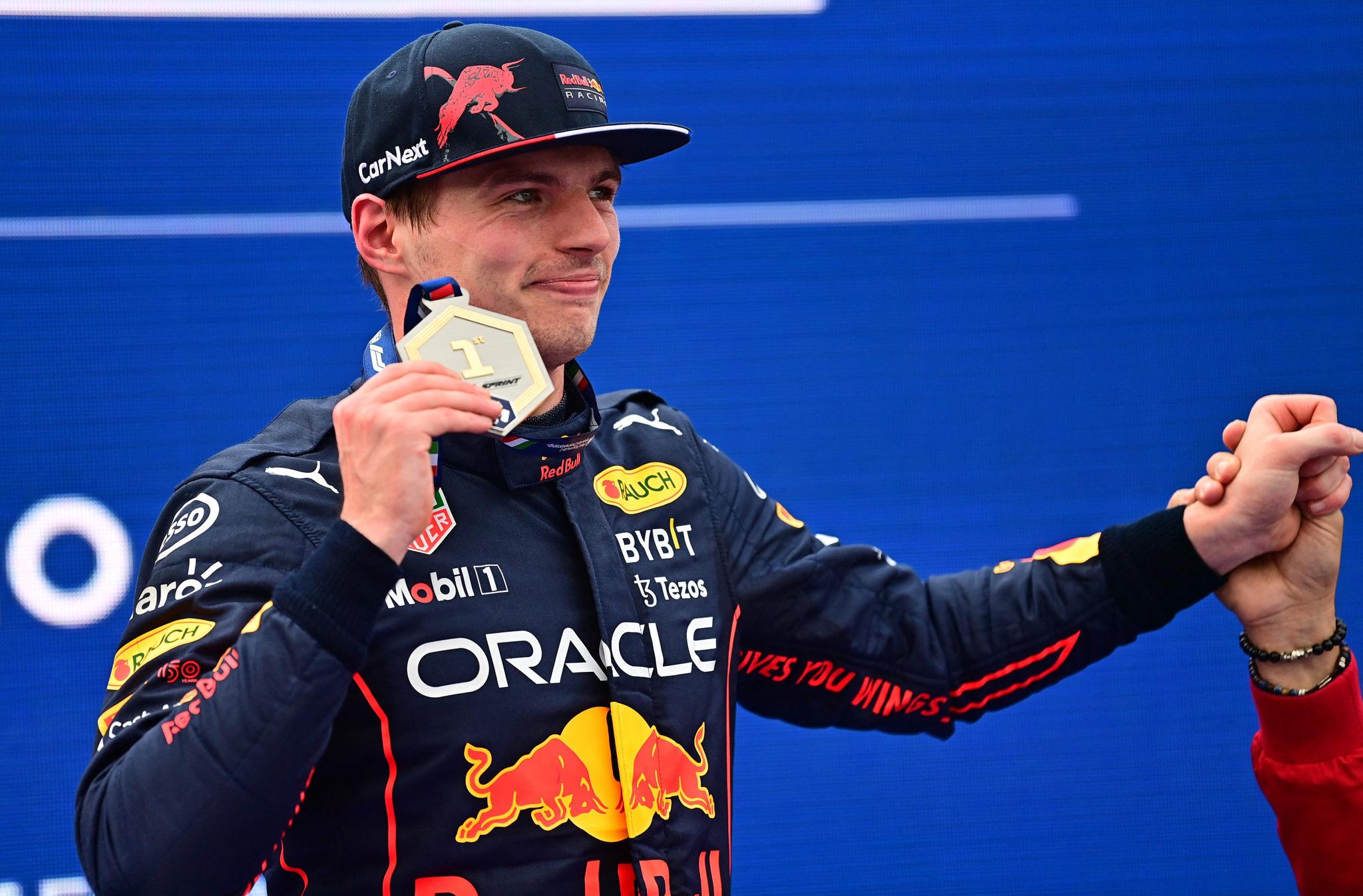 Verstappen hits back after rocky start – Hamilton disappointed again