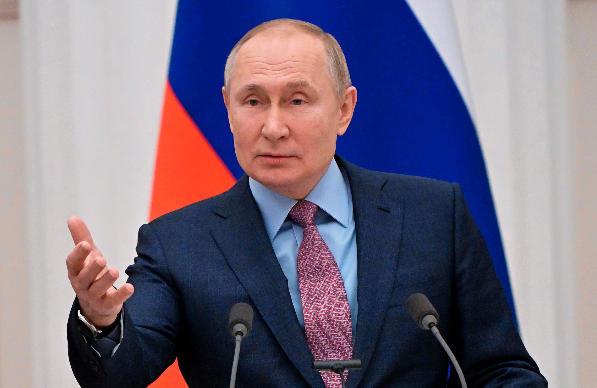 President Vladimir Putin varslet fredag en ny russisk militærøvelse, men understreket at den har vært varslet lenge og ikke bør gi grunn til vestlig bekymring.