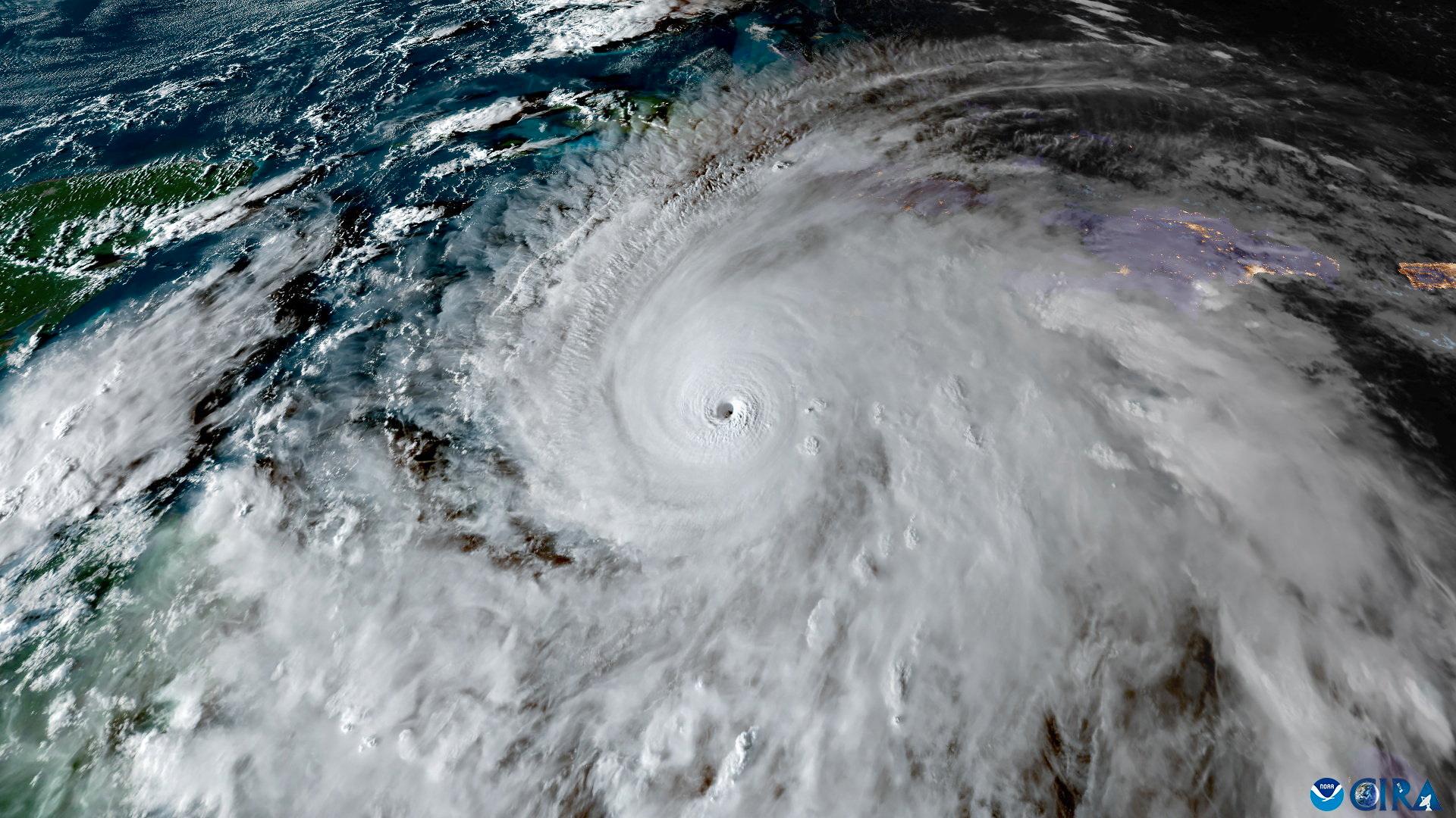 Verdens sterkeste storm nærmer seg land