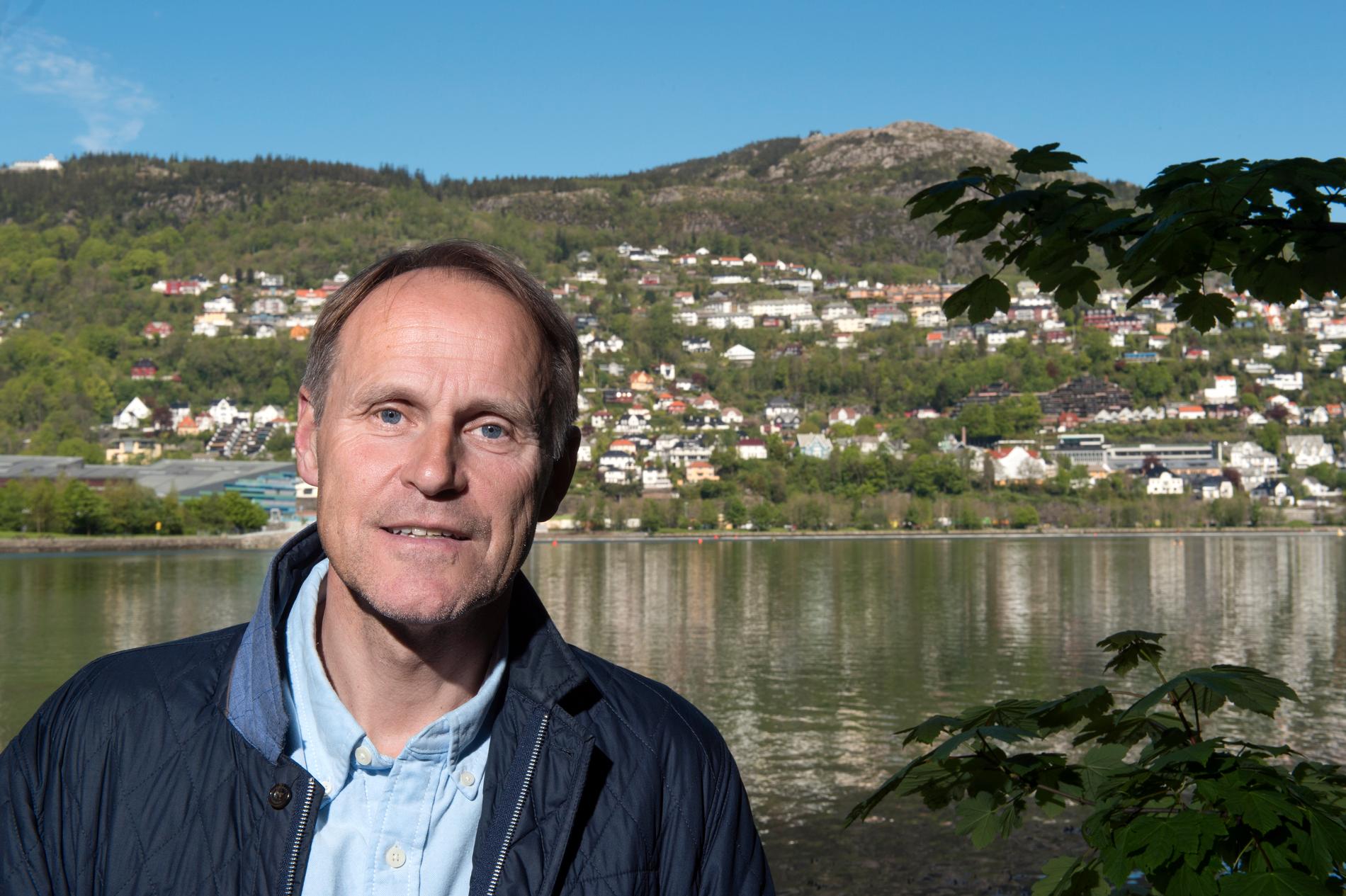 FRUSTRERT: Steinar Aase i Fjord Tours misliker de utenlandske bookingnettstedene. 