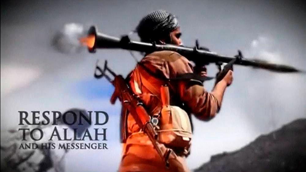 Dette bildet skal angivelig vise et medlem av IS. Det er hentet fra en rekrutteringsvideo som ble lastet opp på Internett.