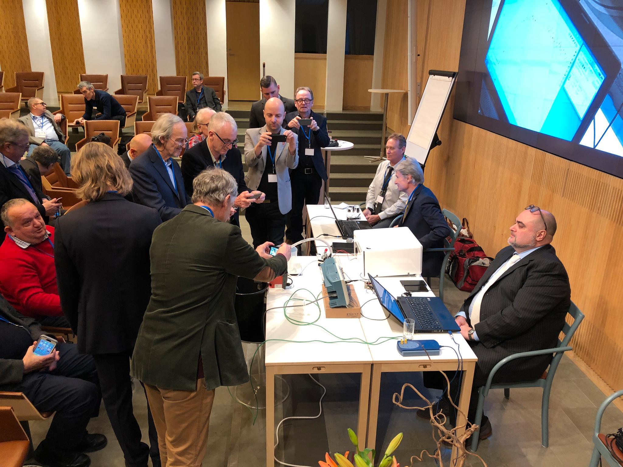 About 70 investors, researchers and other interested people met in Stockholm to see the demonstration of the mysterious energy source.