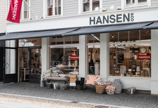 Hansen & Co. _Har du en minimalistisk smak interiørmessig, er Hansen & Co interiørbutikken noe for deg._