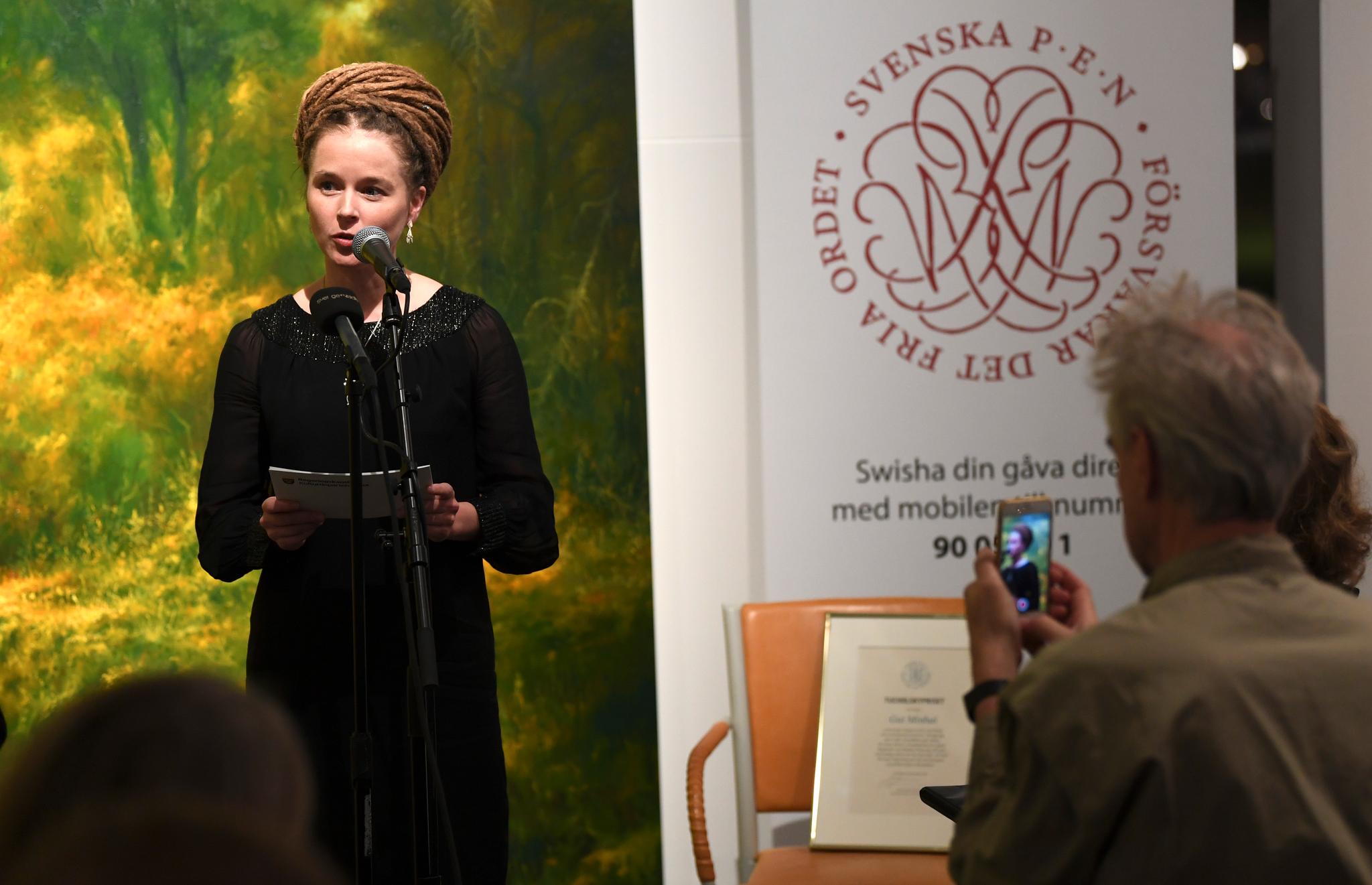 Amanda Lind, Sveriges kulturminister, stilte opp 15. november for å dele ut prisen til den svenskkinesiske forleggeren Gui Minhai. Gui, som er svensk statsborger, sitter fengslet i Kina.