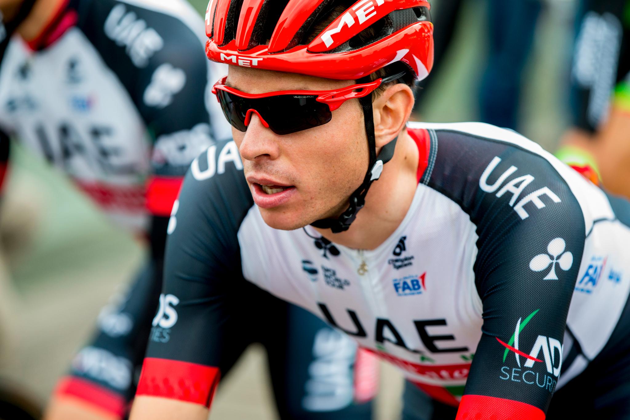 Vegard Stake Laengen jaktet sin første etappeseier i Tour de France, men måtte slipp da rytterne skulle ta seg opp den siste stigningen på onsdagens etappe.