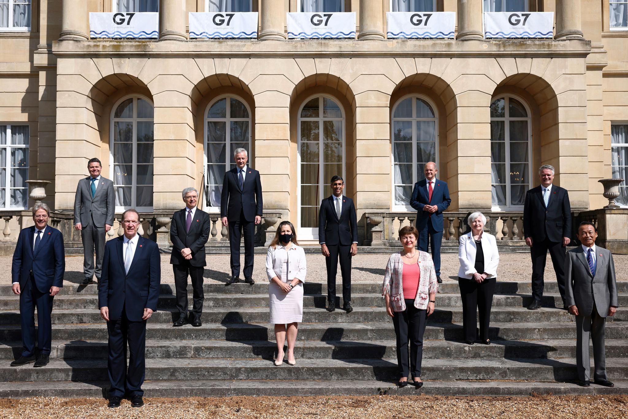 G7-landenes finansministre møttes i London fredag. 