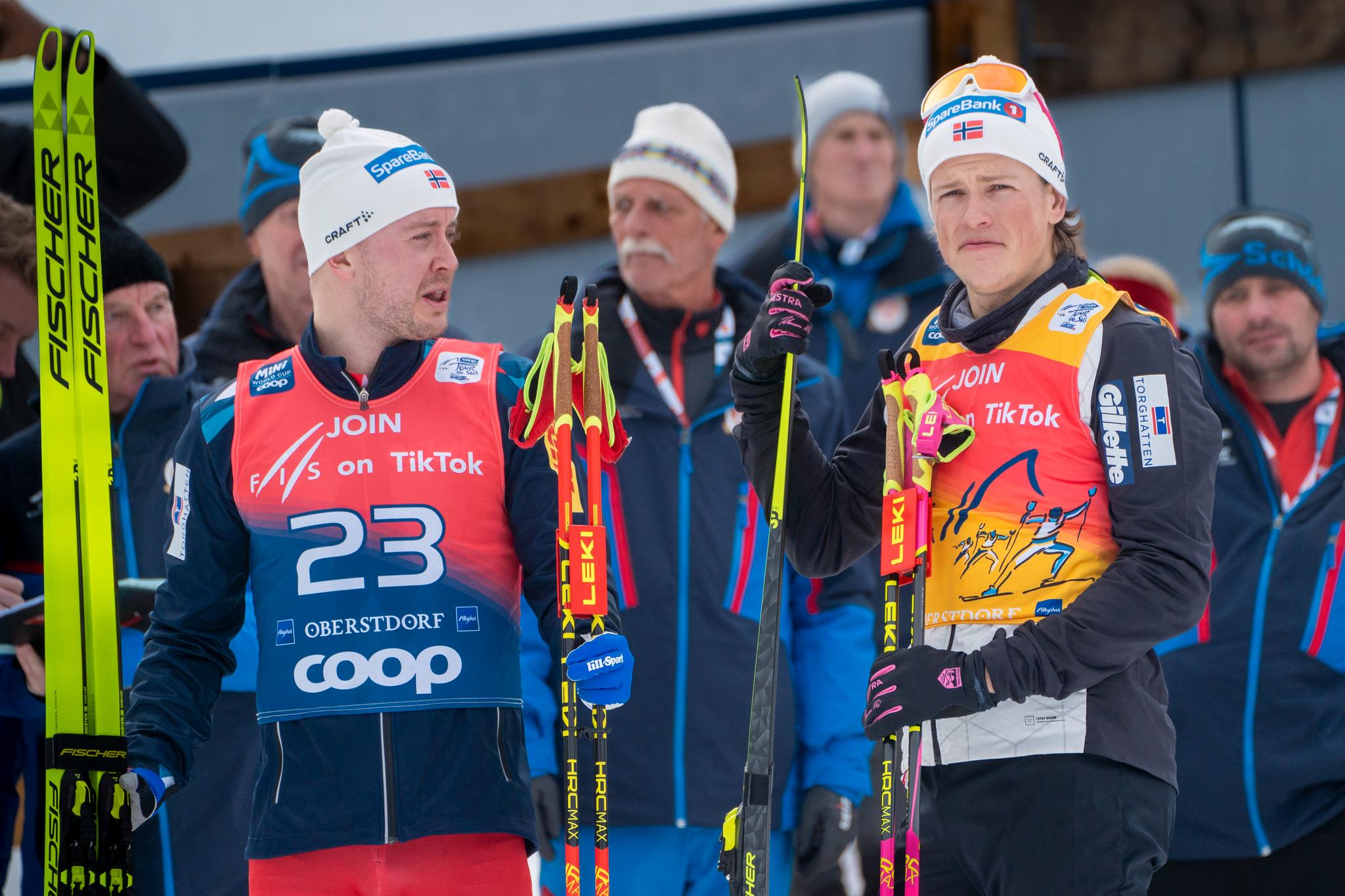 FÅR ROS: Sindre Bjørnestad Skar er full av beundring for Johannes Høsflot Klæbo. Sprintlandslagets duo ble nummer én og to under onsdagens renn i Oberstdorf. 