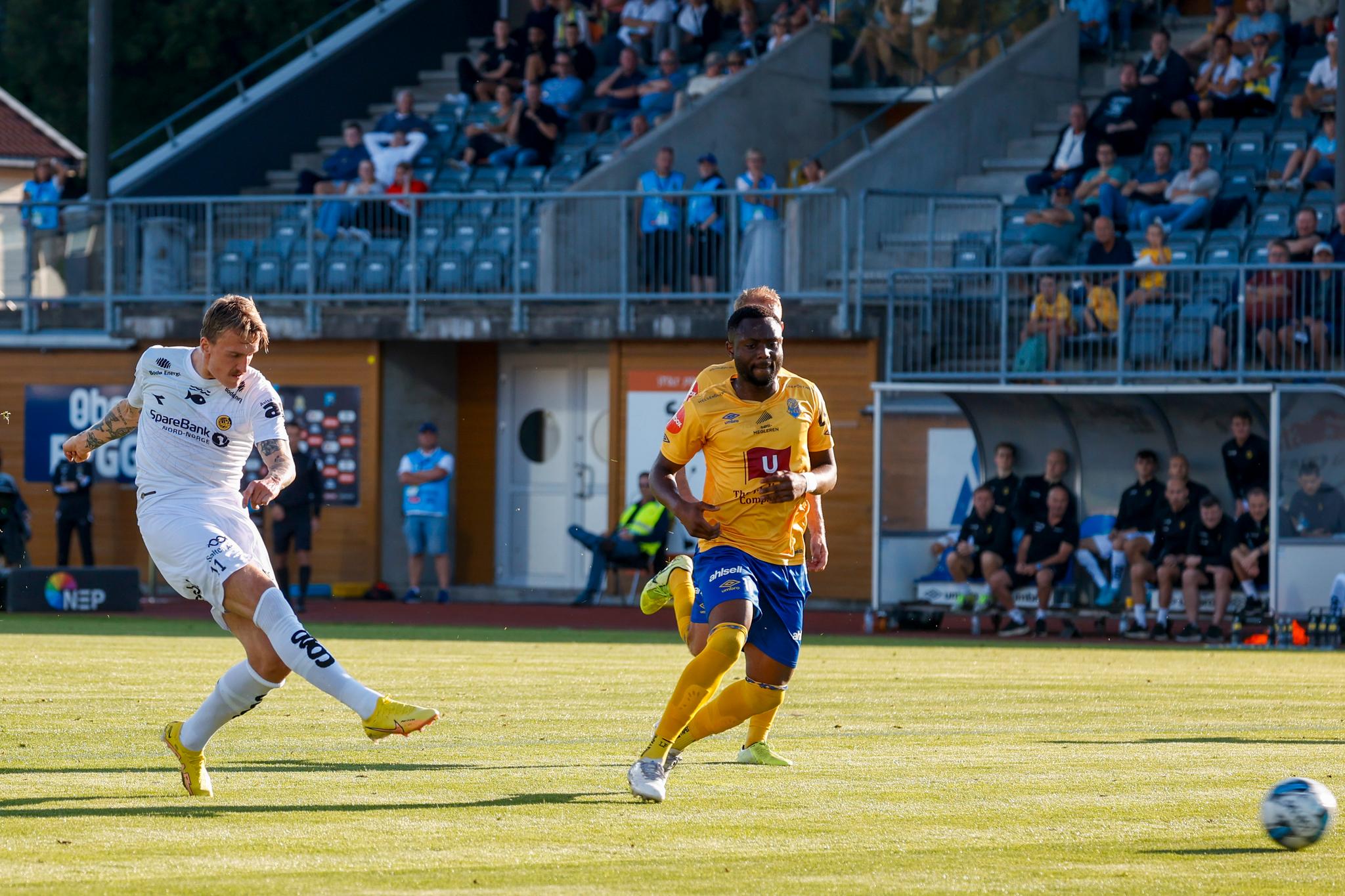 1–0: Runar Espejord smeller inn scoringen for Bodø/Glimt før pause.