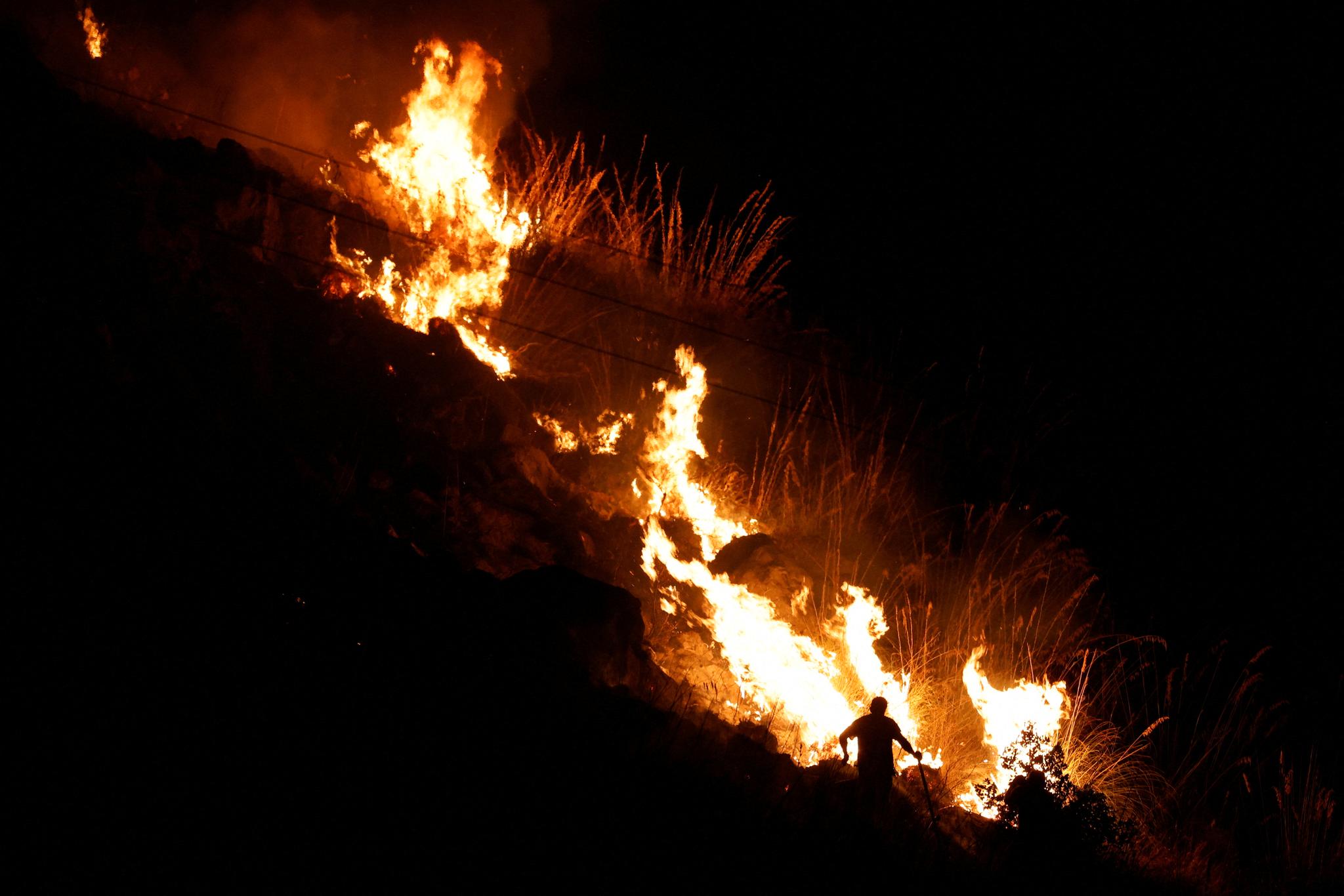 Sicilia er et av stedene i Italia som har opplevd flest branner denne sommeren. 