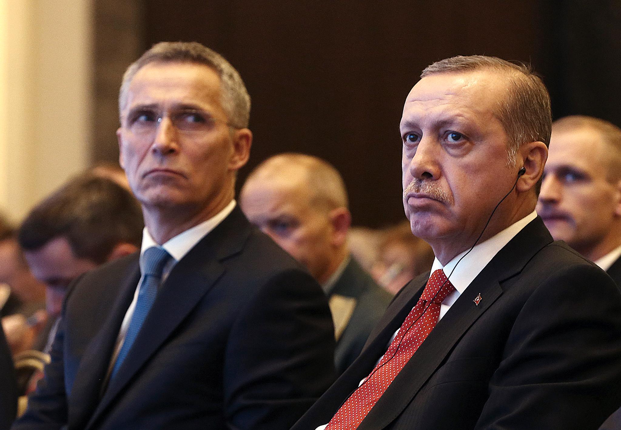 NATO-sjef Jens Stoltenberg har måttet legge seg langflat overfor Tyrkias president Erdogan etter en tabbe under en NATO-øvelse i Norge.