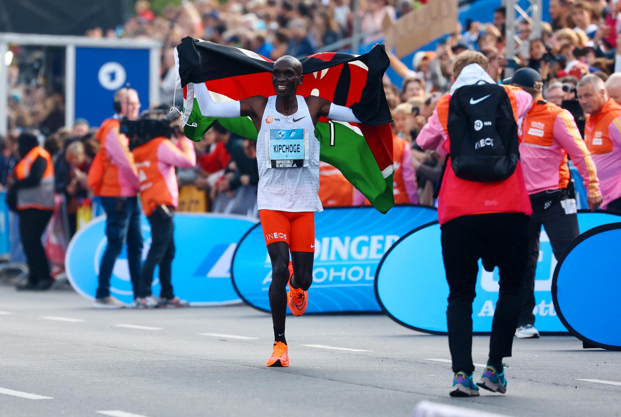 VERDENSREKORD: Eliud Kipchoge er verdens raskeste maratonløper. 