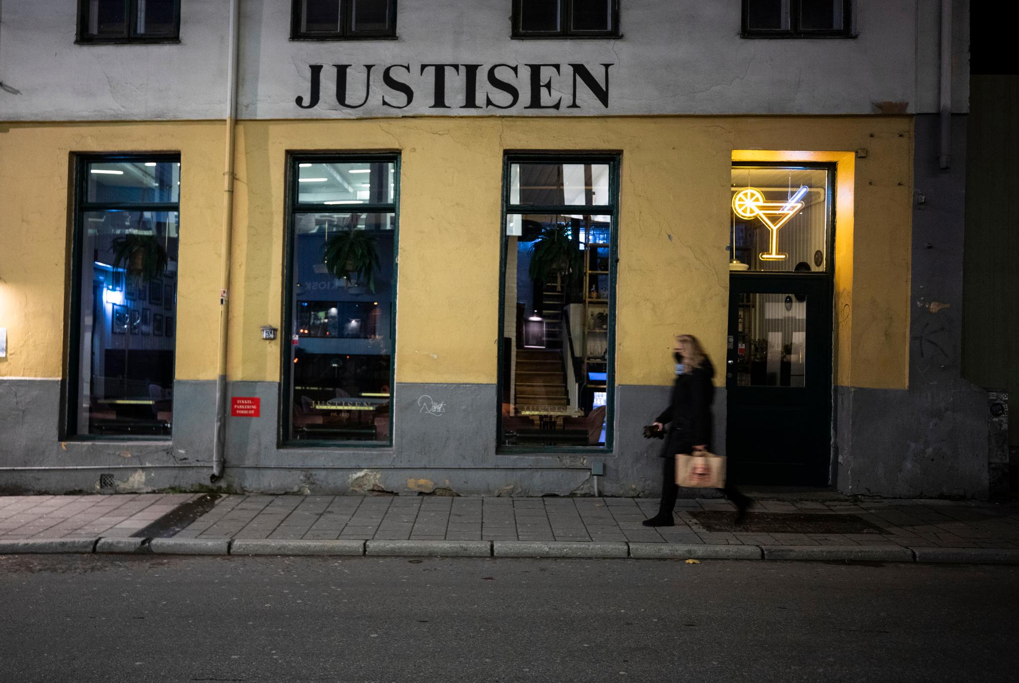 Statsbygg har kjøpt Justisen som stenger for godt i Møllergata 17 desember. Det er håp om gjenoppstandelse i nye lokaler. 