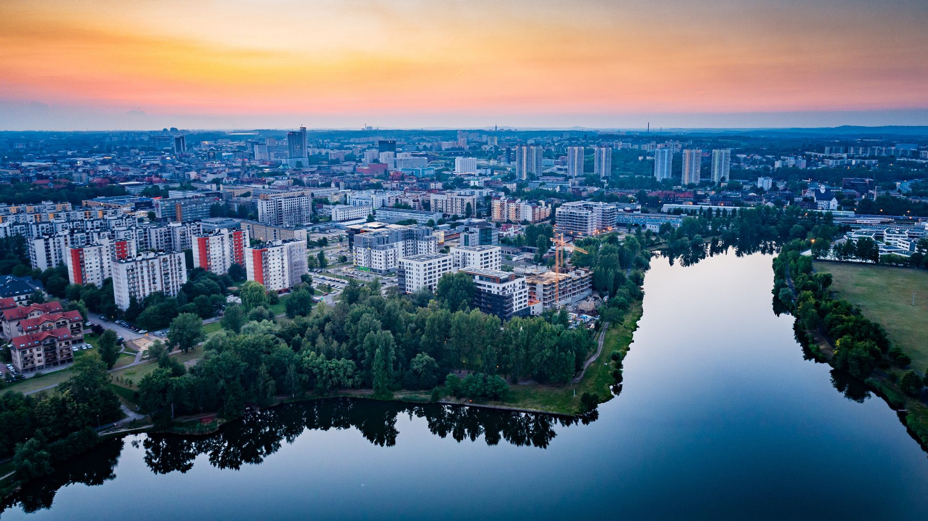 Dronebilde av Katowice, Polen.