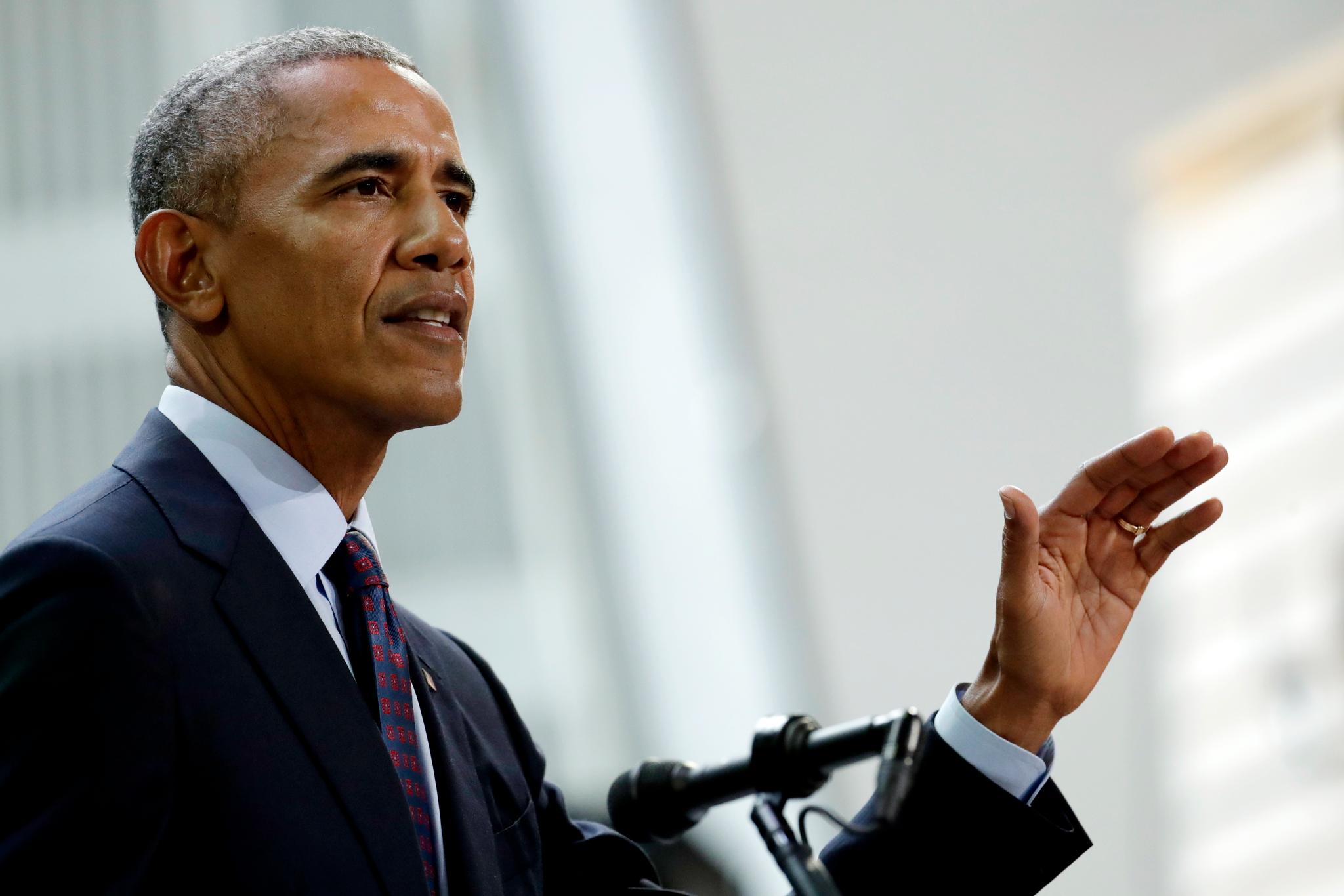 USAs ekspresident Barack Obama deltar torsdag på to politiske møter etter å ha holdt en lav profil i flere måneder. 