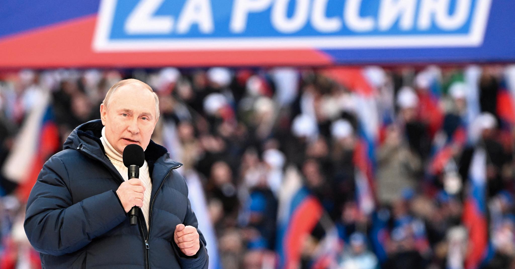 Russlands president Vladimir Putin holdt tale for 200.000 russere. Flere av deltagerne kom med uttalelser som Putin neppe hadde likt.