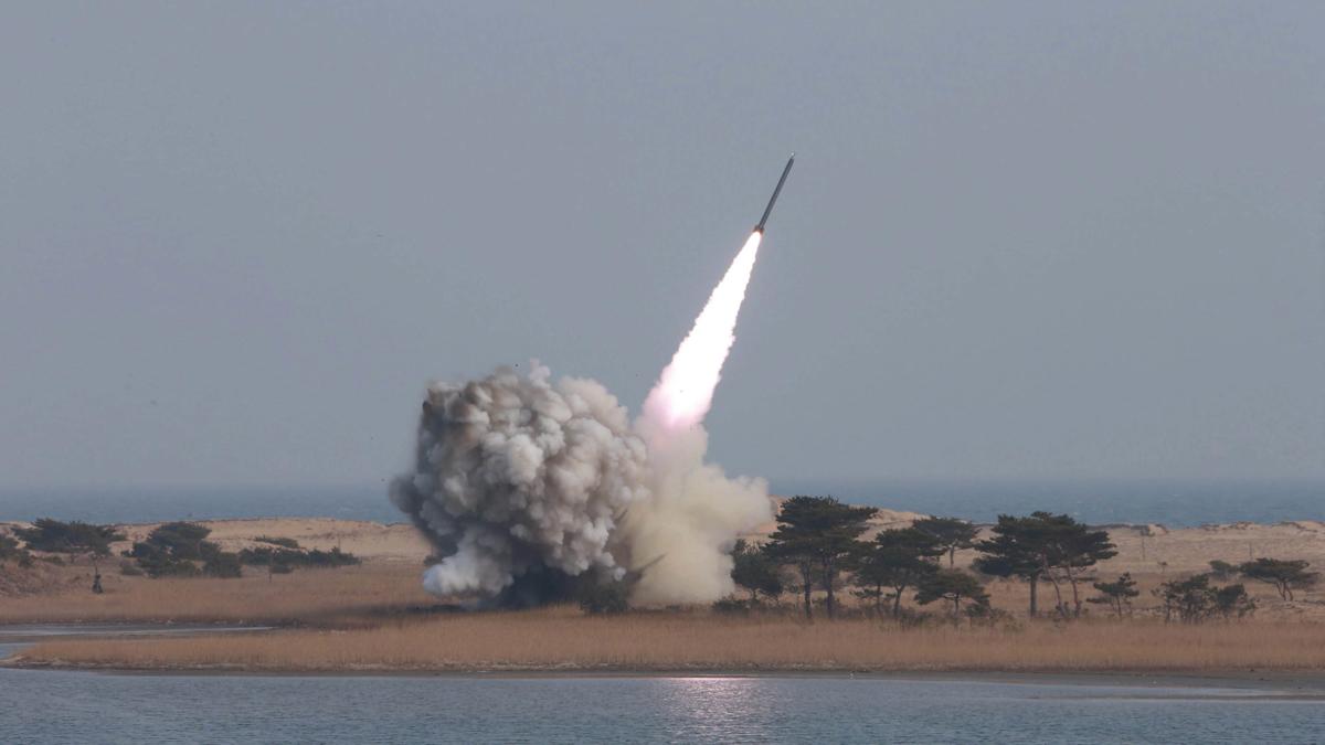 Nord-Korea melder at de er blitt i stand til å sende opp raketter med atomstridshoder.
