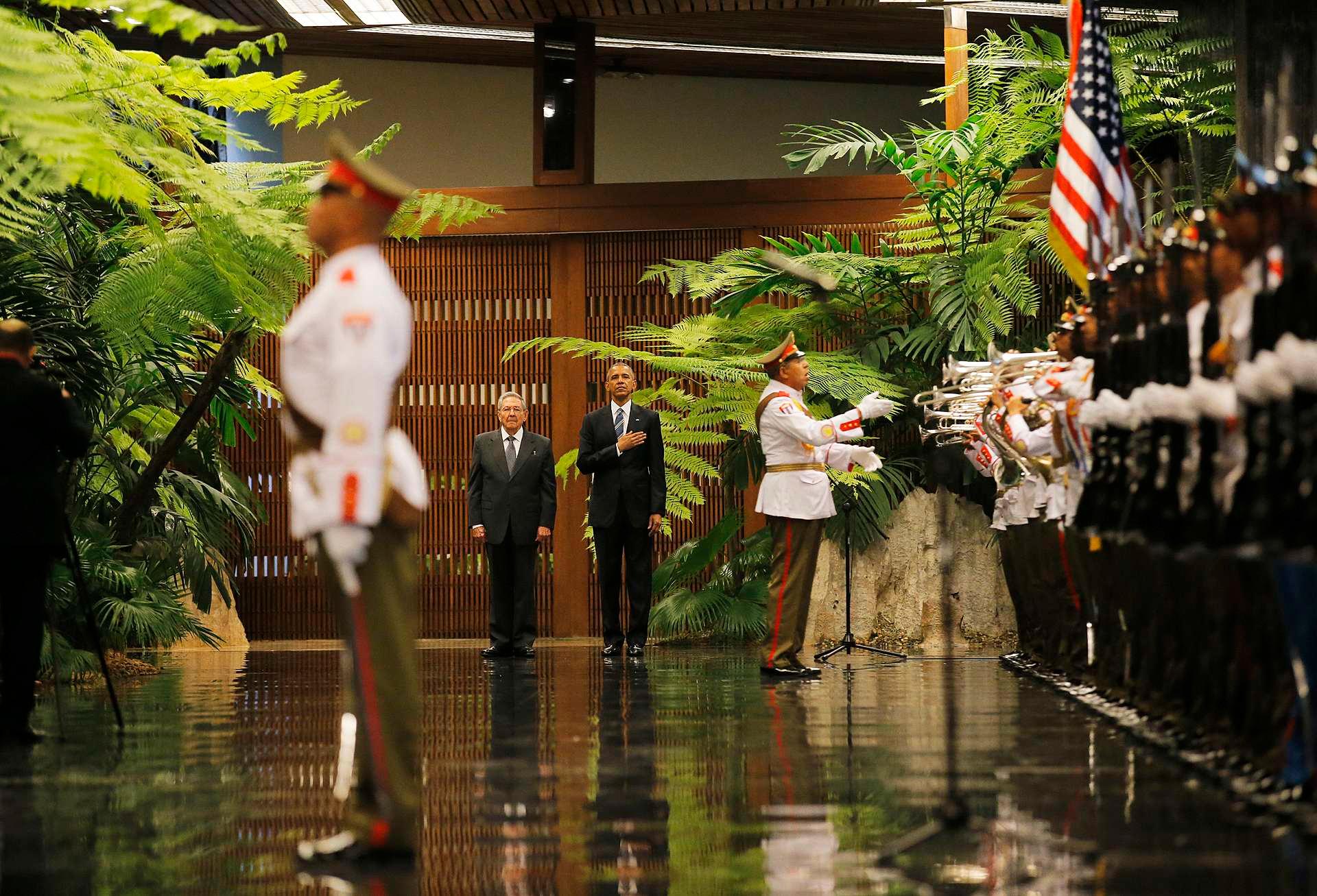 President Barack Obama og hans kollega Raul Castro.