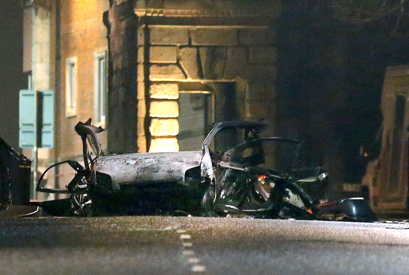 Bilen som bomben var plassert, ble kapret fra en pizzarestaurant. Foto: Steven McAuley / AP / NTB scanpix