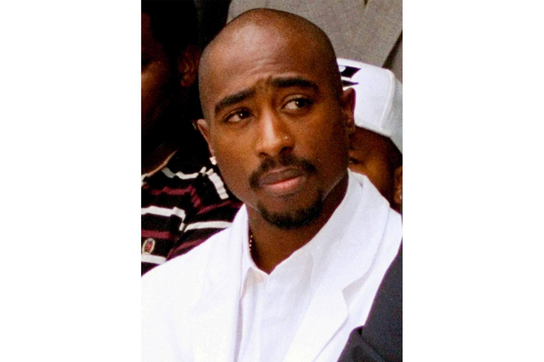 Den amerikanske rapperen Tupac Shakur ble drept i Las Vegas i 1996, kun 25 år gammel. Mer enn 27 år etter drapet har politiet foretatt den første pågripelsen i saken. 