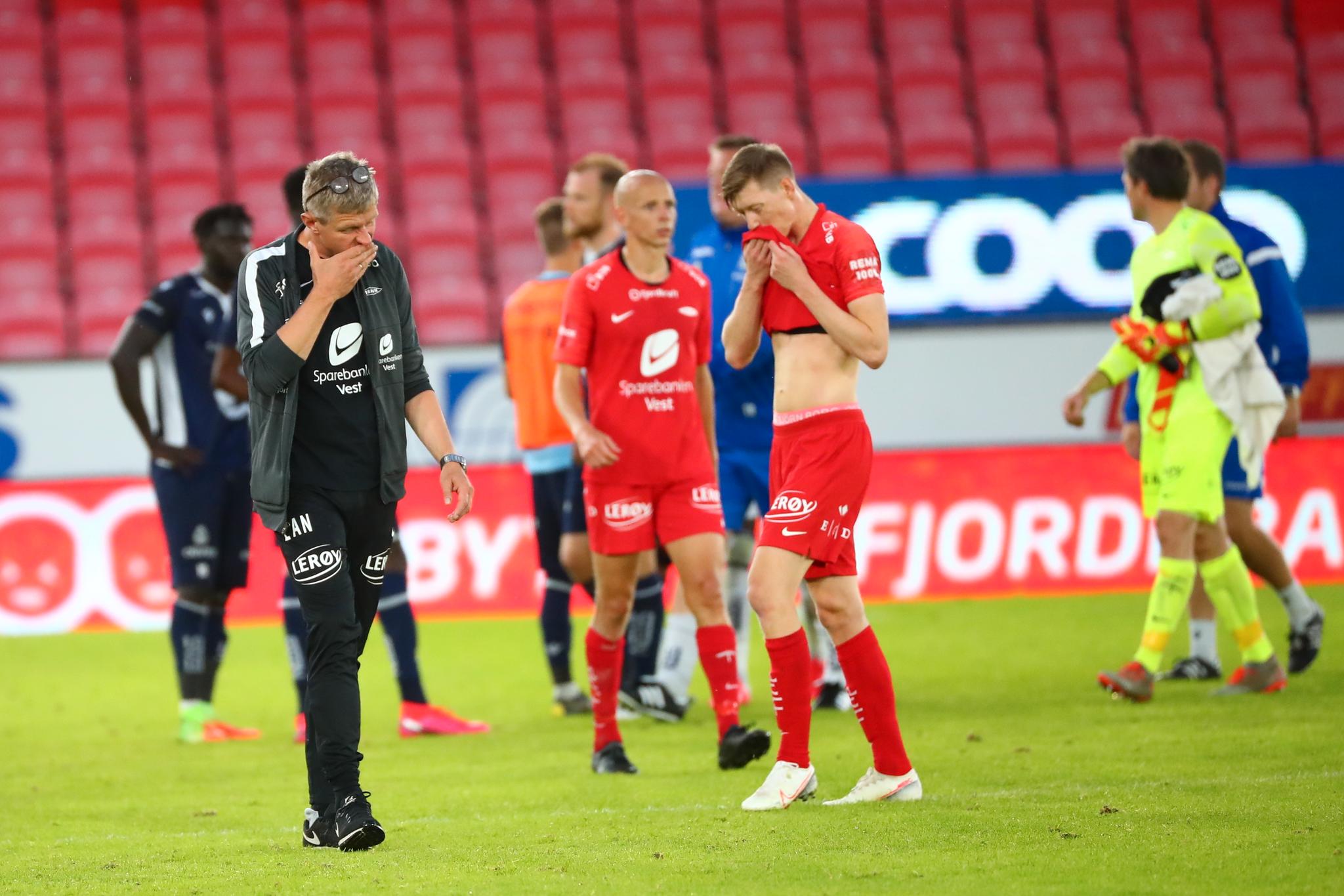 Brann-trener Lars Arne Nilsen har vanskelige dager som Brann-trener.