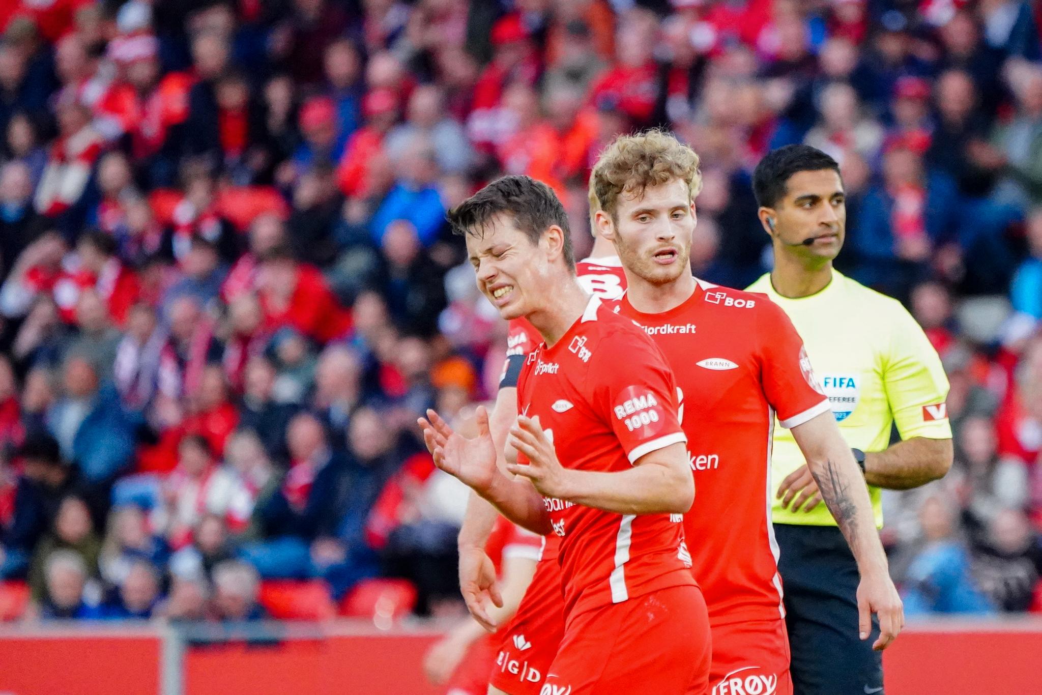 Branns Mathias Rasmussen fortviler over nok en forspilt sjanse mot Sandefjord mandag kveld.