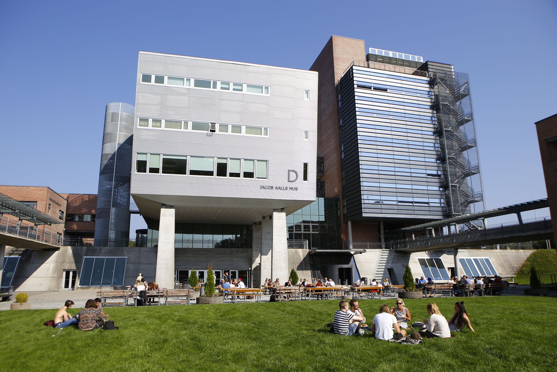 Det er flere studieplasser ledige på UiA i Kristiansand. I Grimstad er det også ledige studieplasser på ingeniørstudiet.